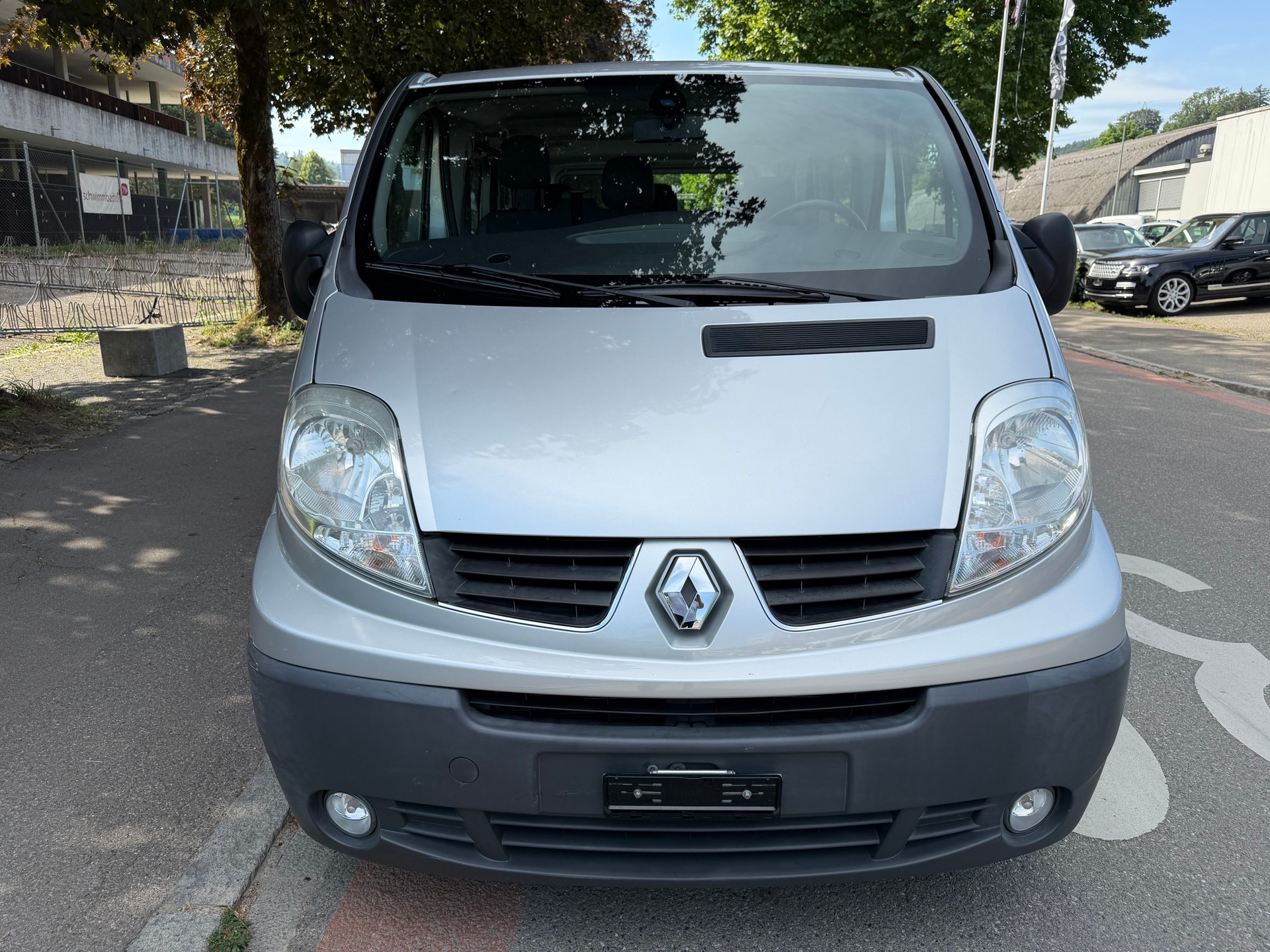 RENAULT Trafic 2.0 dCi Eco Passenger Authentique-image-0