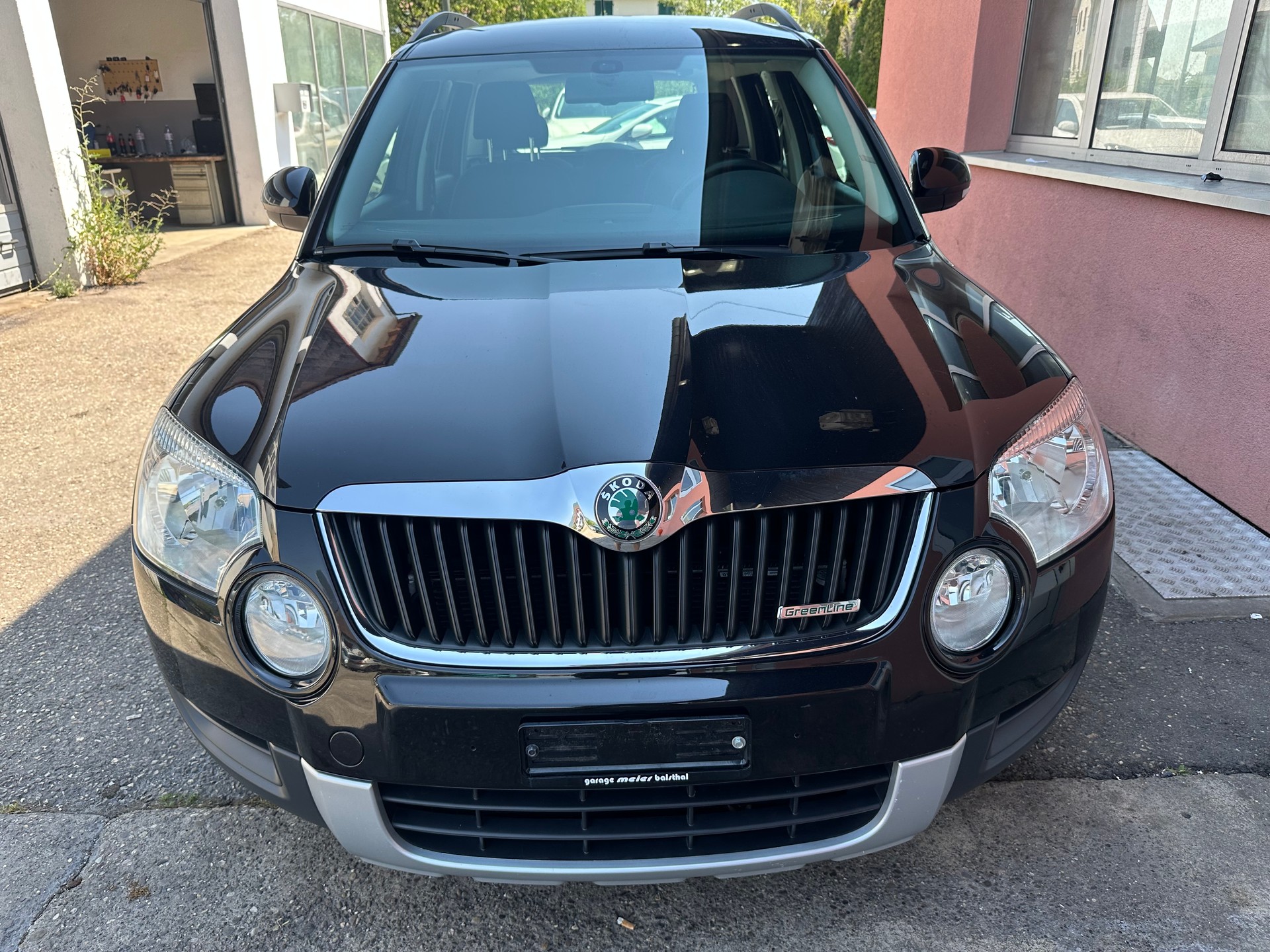 SKODA Yeti 1.6 TDI GL Ambition-image-0