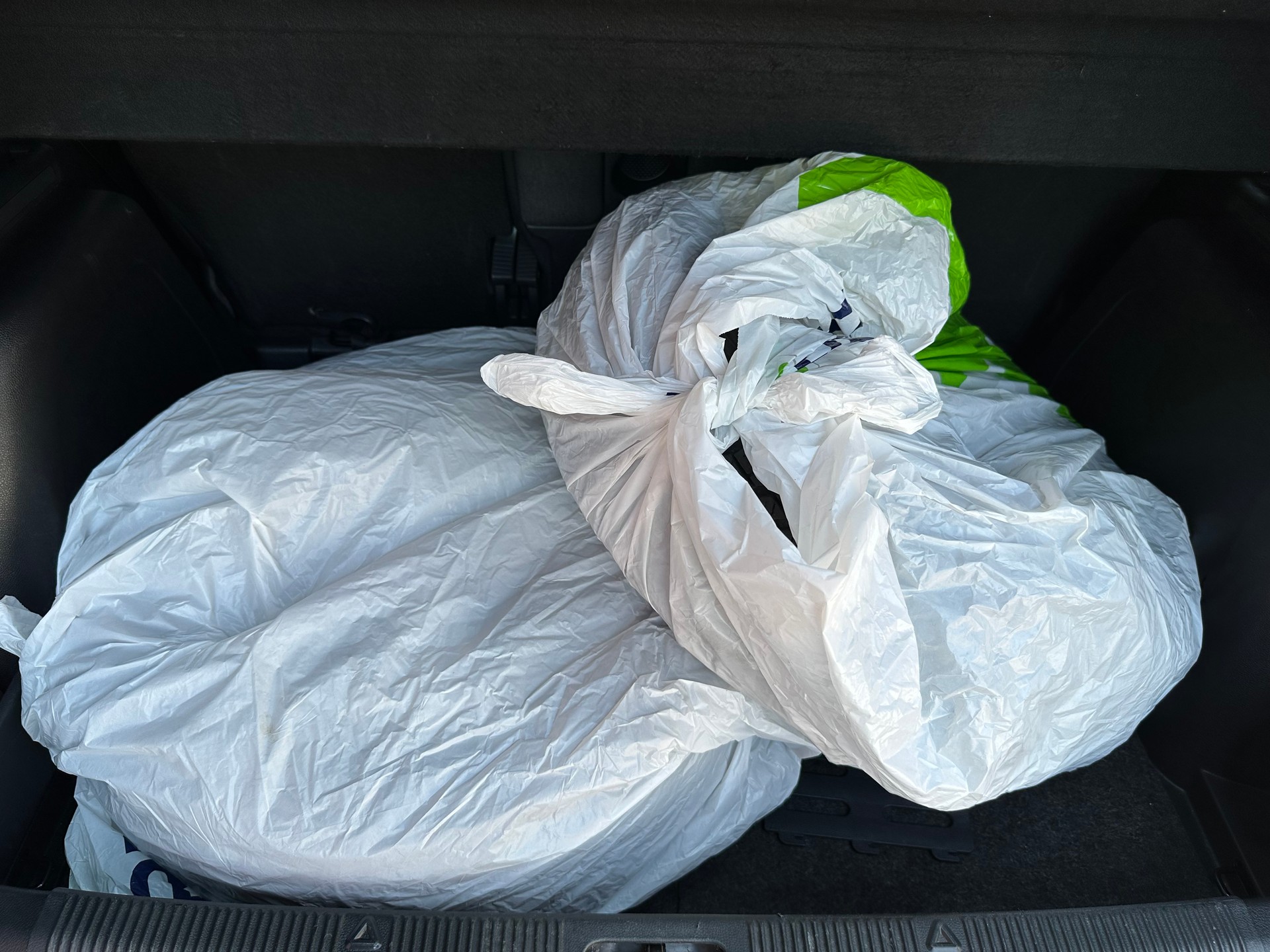 SKODA Yeti 1.6 TDI GL Ambition-image-12