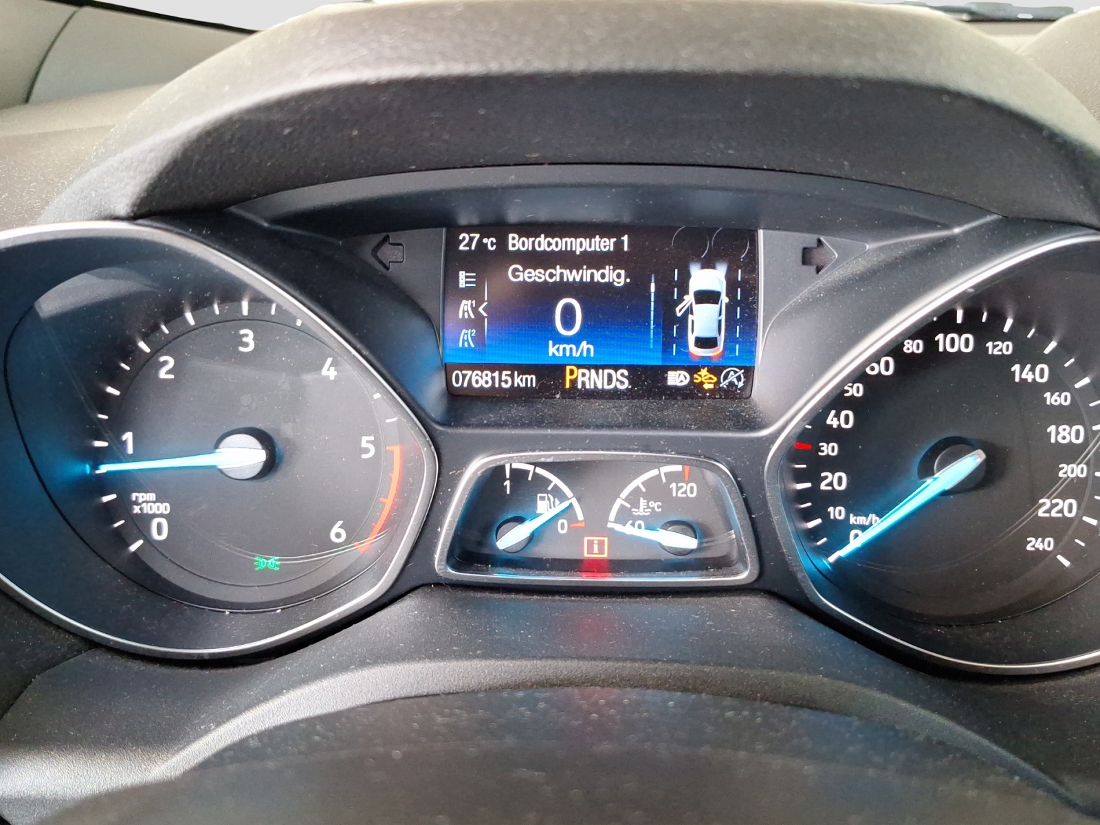 FORD Kuga 2.0 TDCi 150 ST-Line FPS-image-14