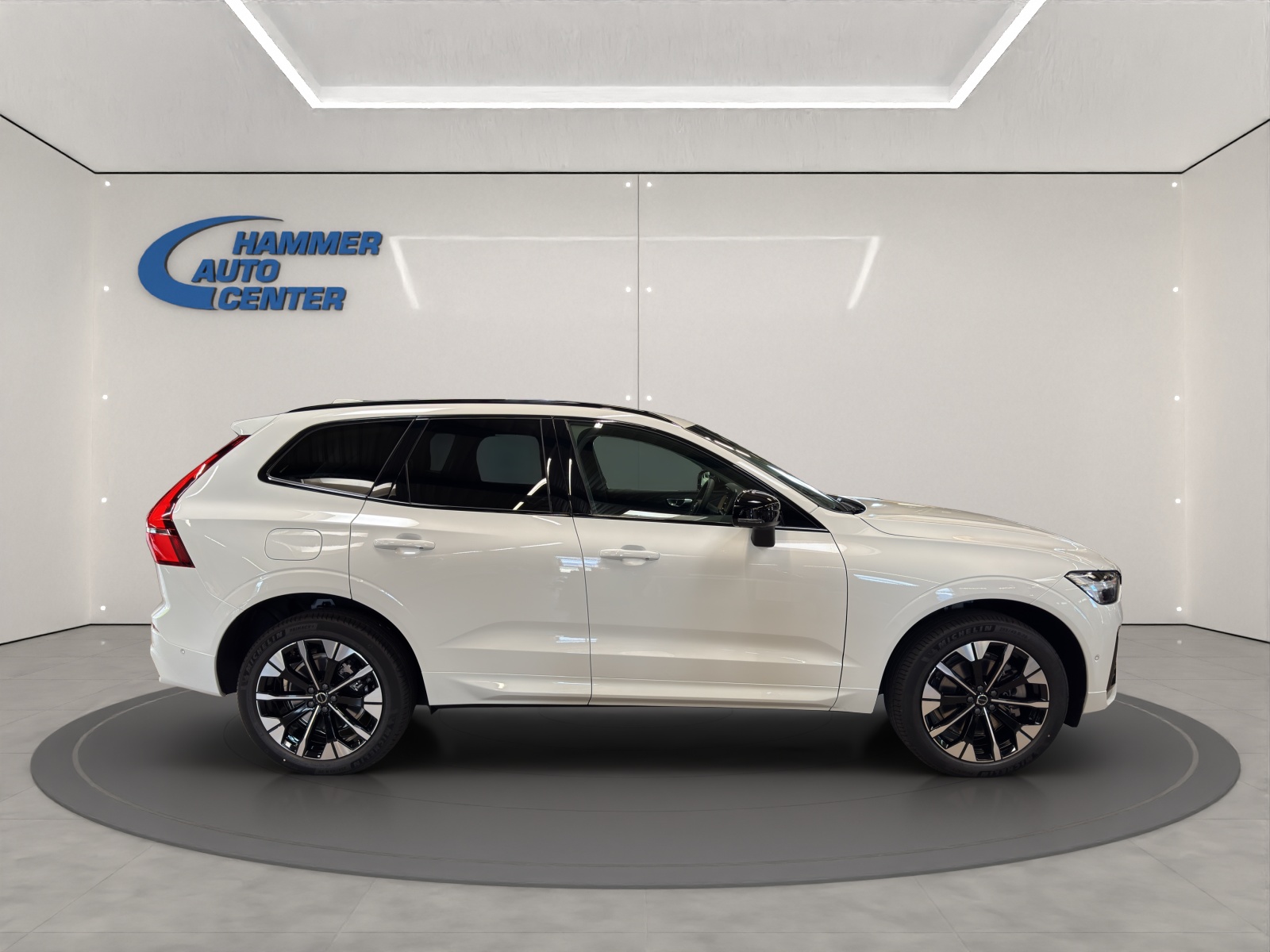 VOLVO XC60 2.0 T6 TE Plus Dark eAWD-image-5