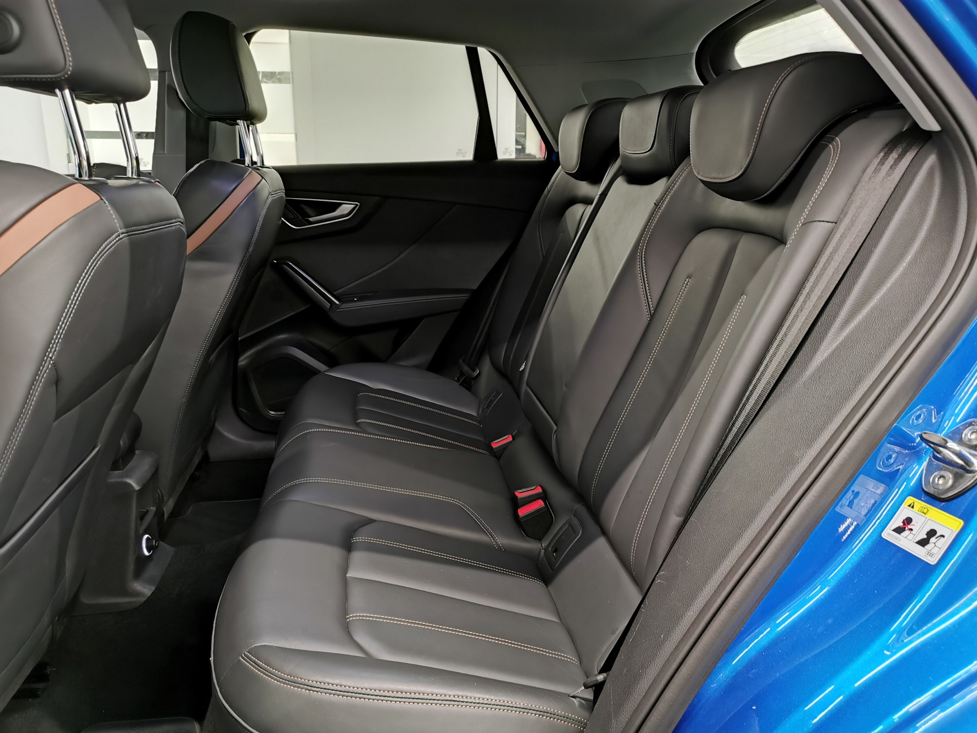 AUDI Q2 2.0 TDI AUDI EXCLUSIVE Edition # 1 quattro S-tronic NAPPA LEDER UNIKAT INDIVIDUAL AUSSTATTUNG PANO EL. HECKKLAPPE B&O S-LINE-image-11