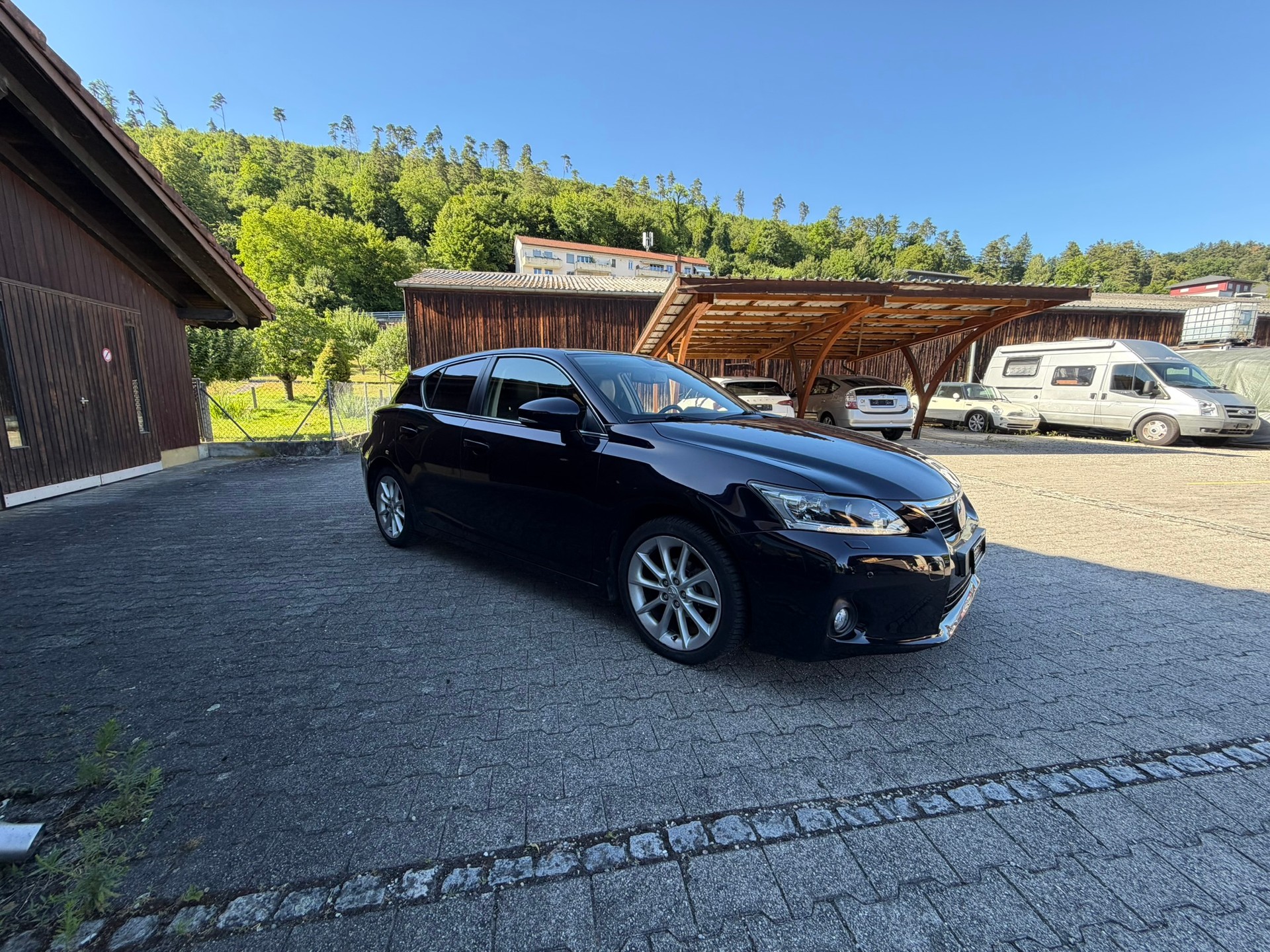 LEXUS CT 200h 1.8 excellence CVT-image-2