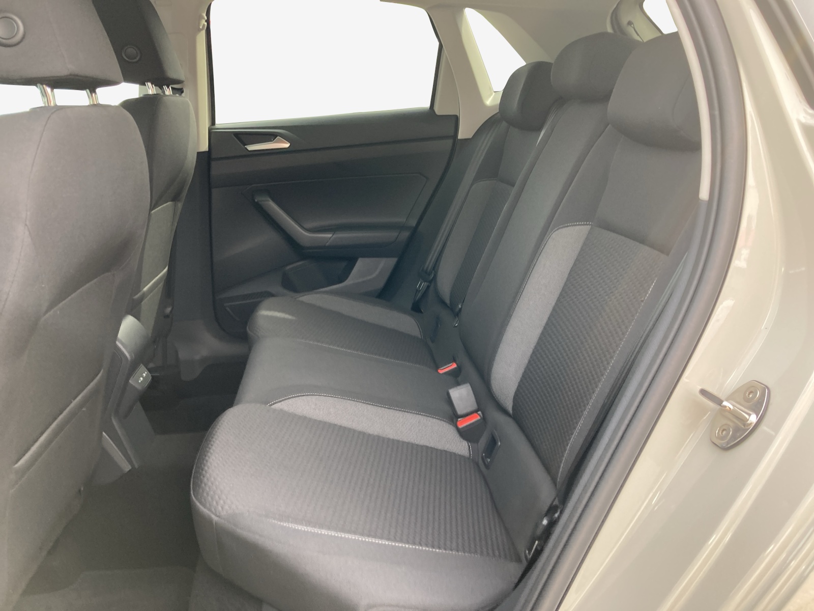 VW Polo 1.0 TSI Life DSG-image-11
