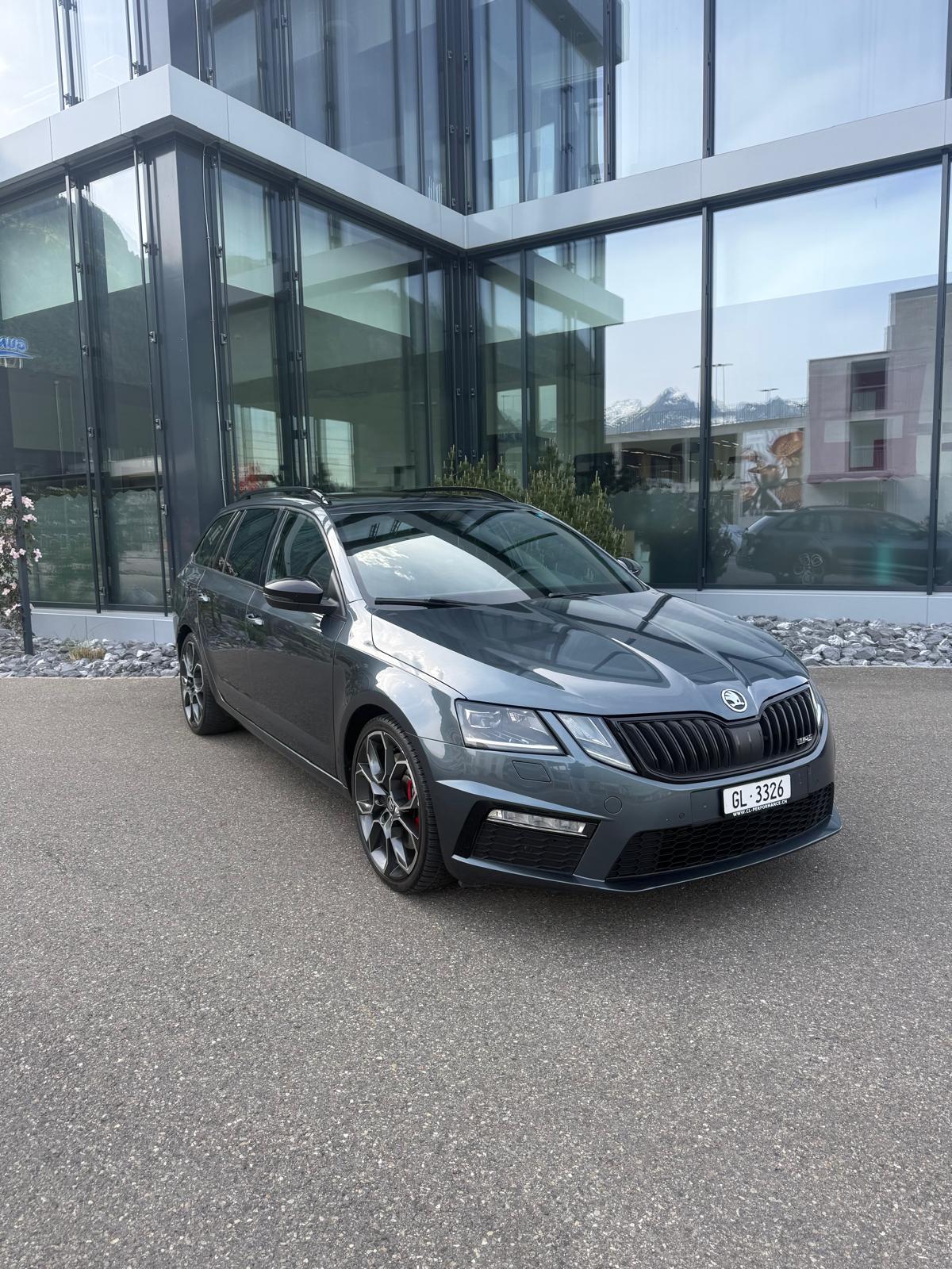 SKODA Octavia Combi 2.0 TSI RS DSG-image-0