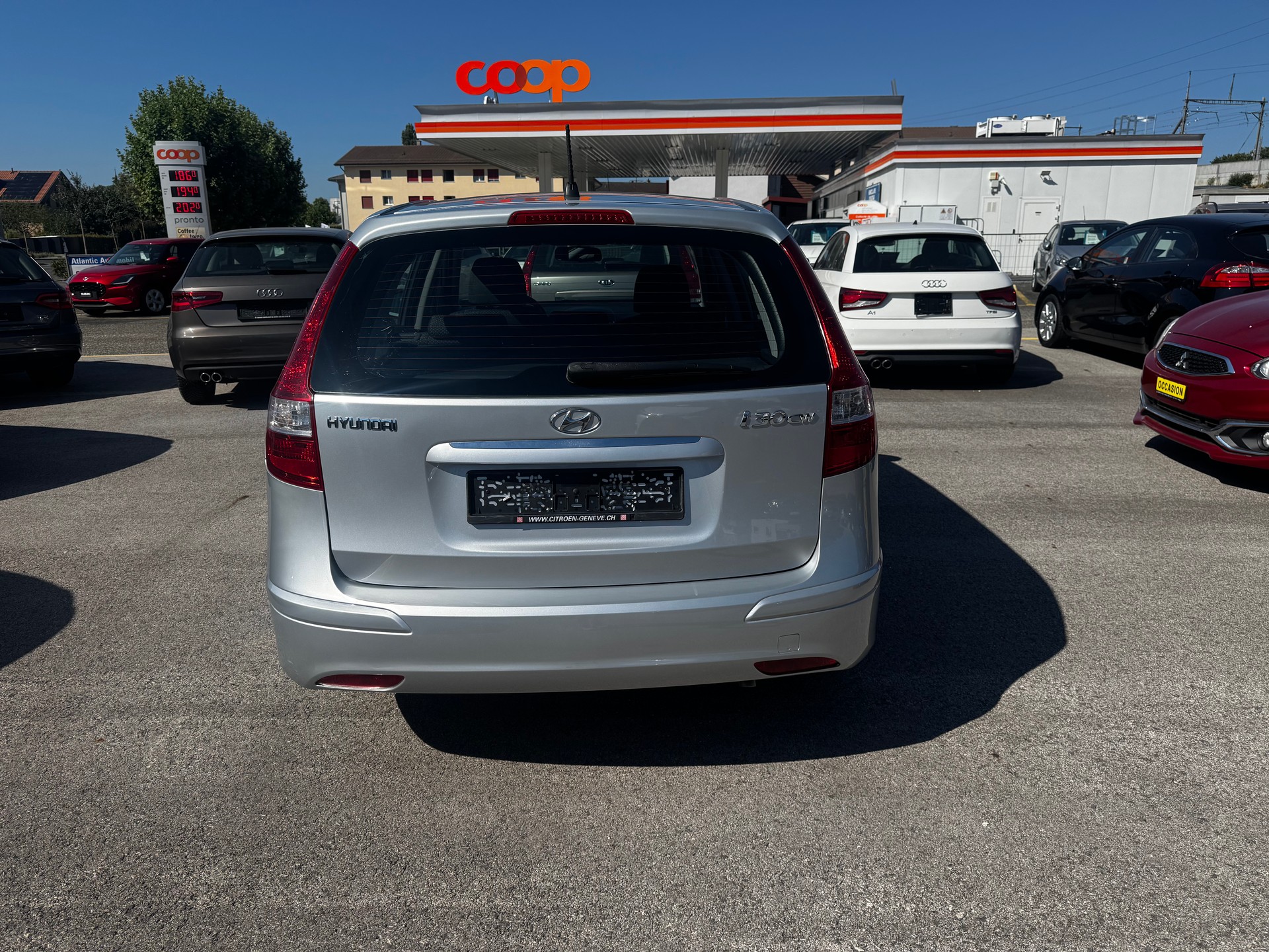 HYUNDAI i30 Wagon 1.4 Comfort-image-4