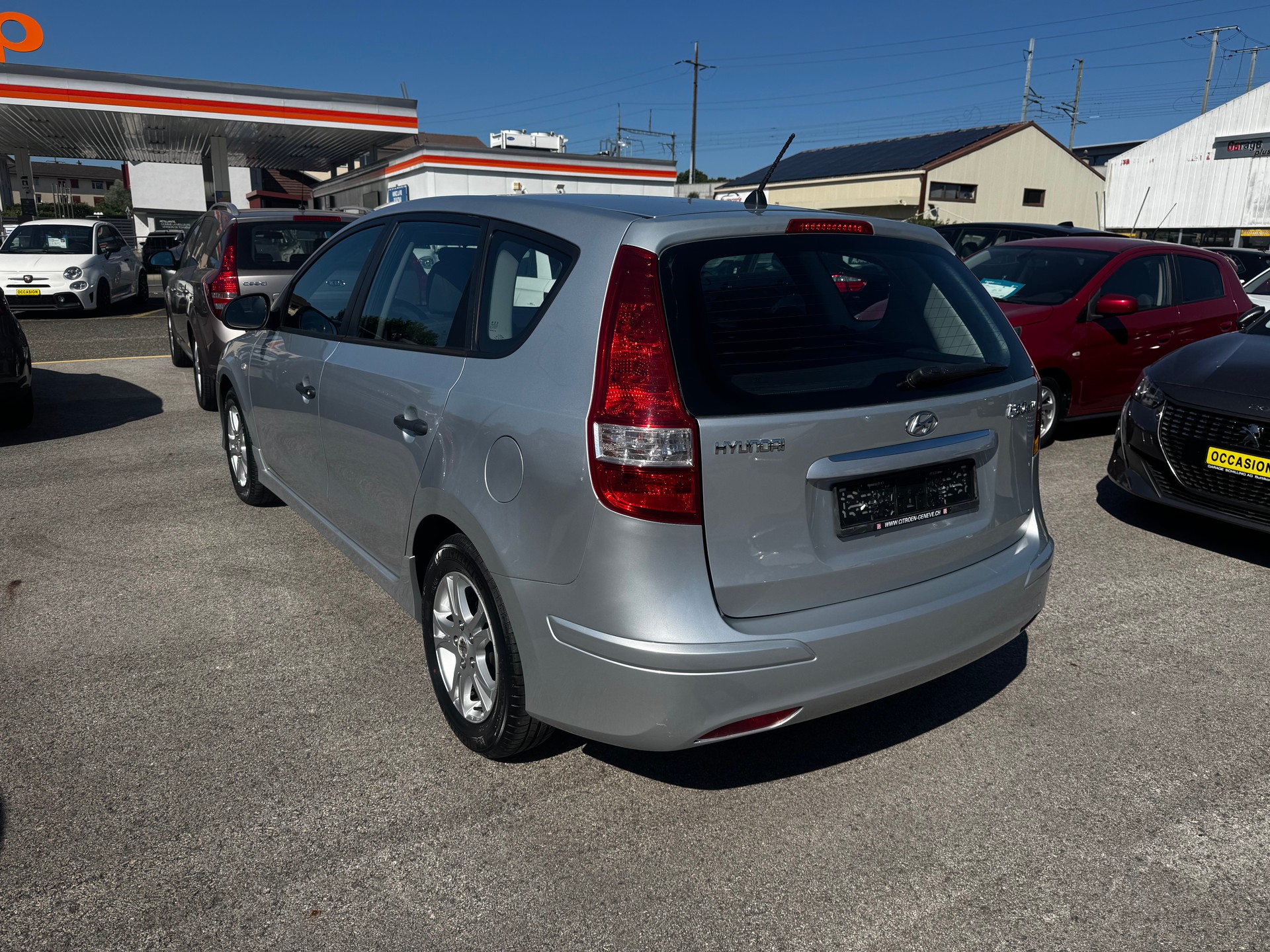 HYUNDAI i30 Wagon 1.4 Comfort-image-3