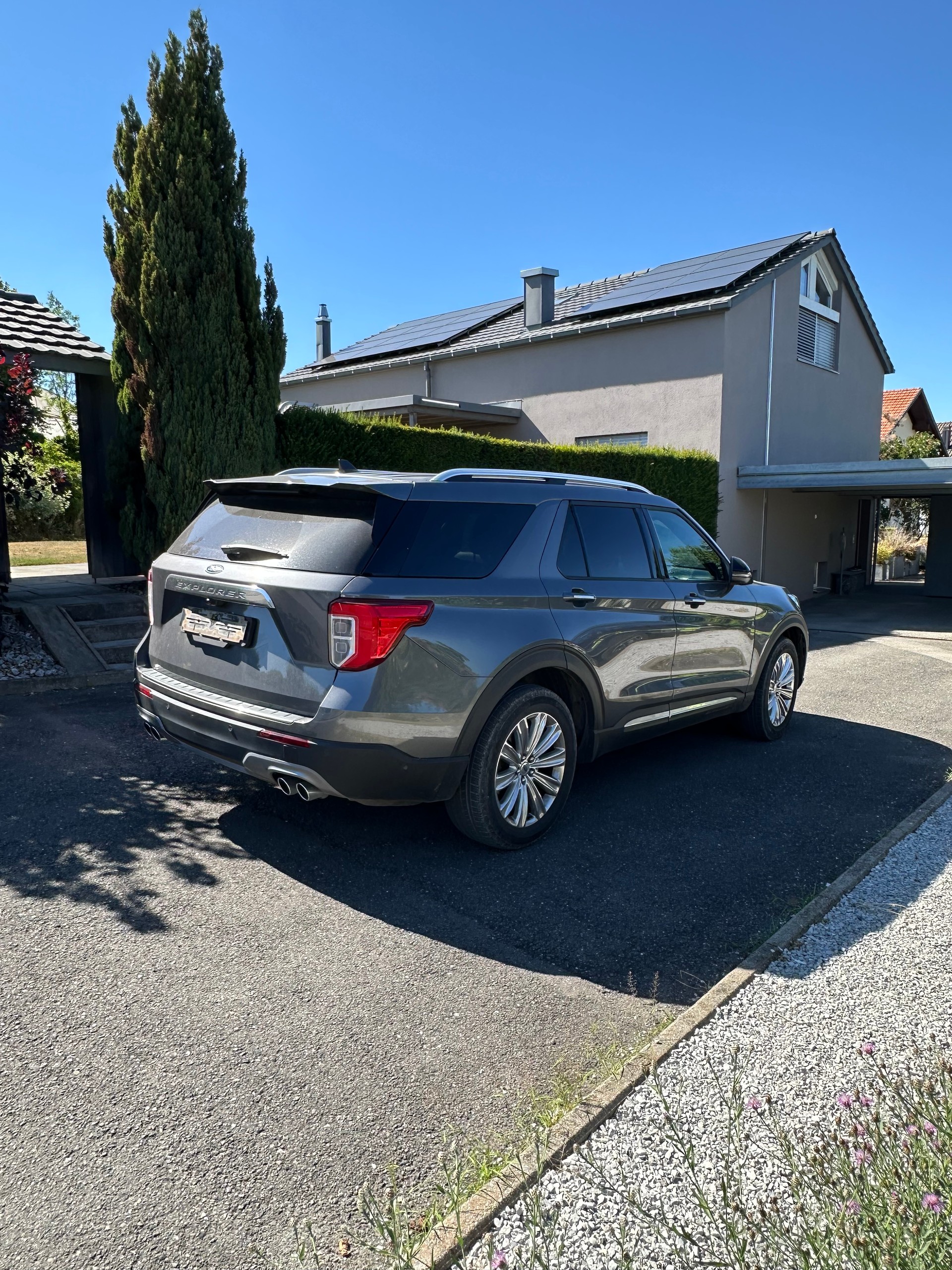 FORD 3.0 V6 Plug-in Hybrid Platinum-image-1