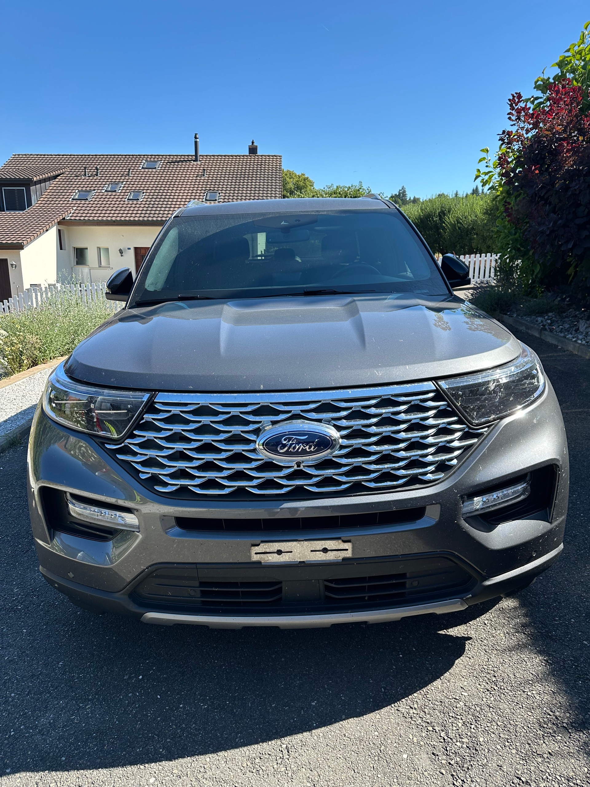 FORD 3.0 V6 Plug-in Hybrid Platinum-image-2