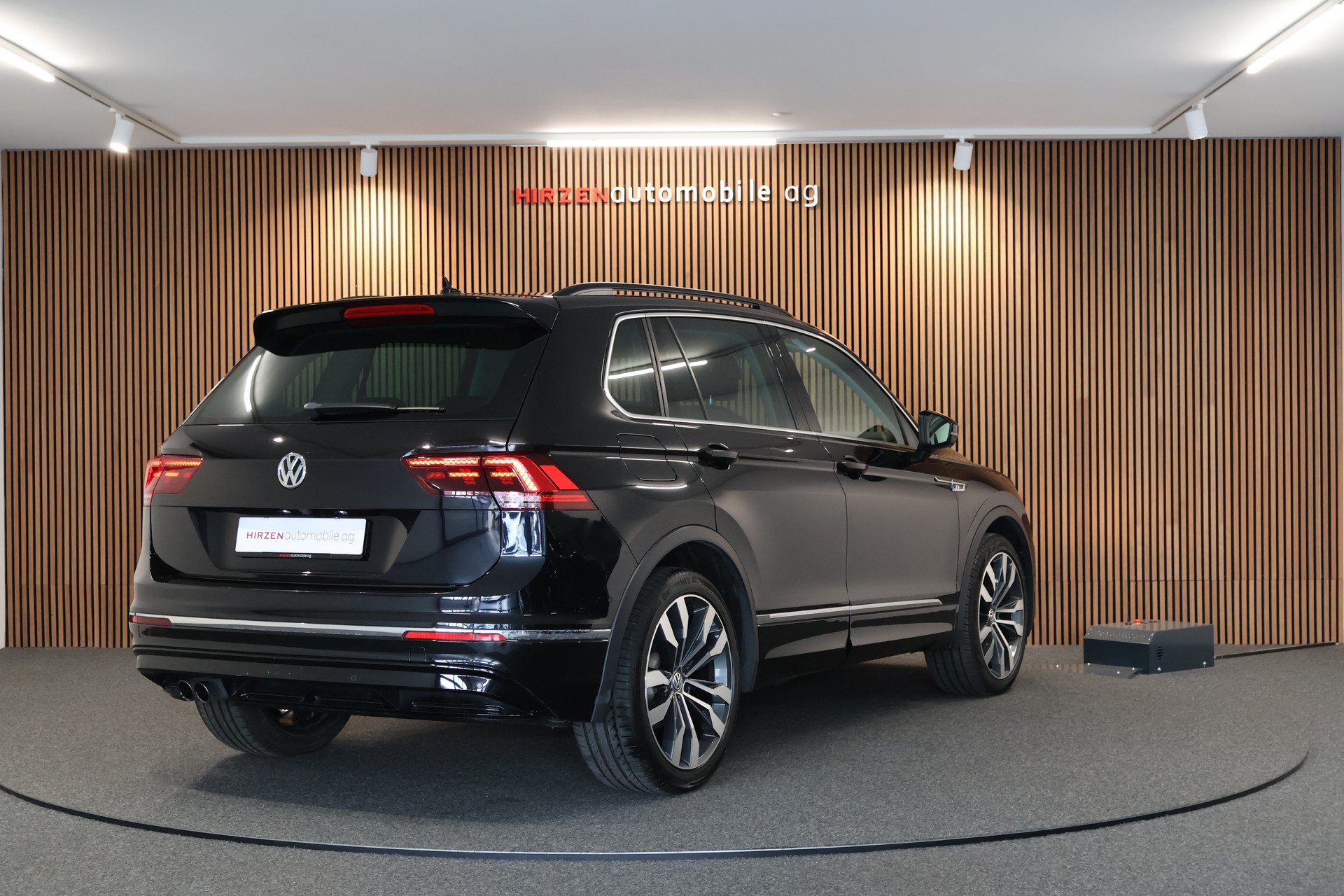 VW Tiguan 1.4TSI Comfortline 4Motion-image-4