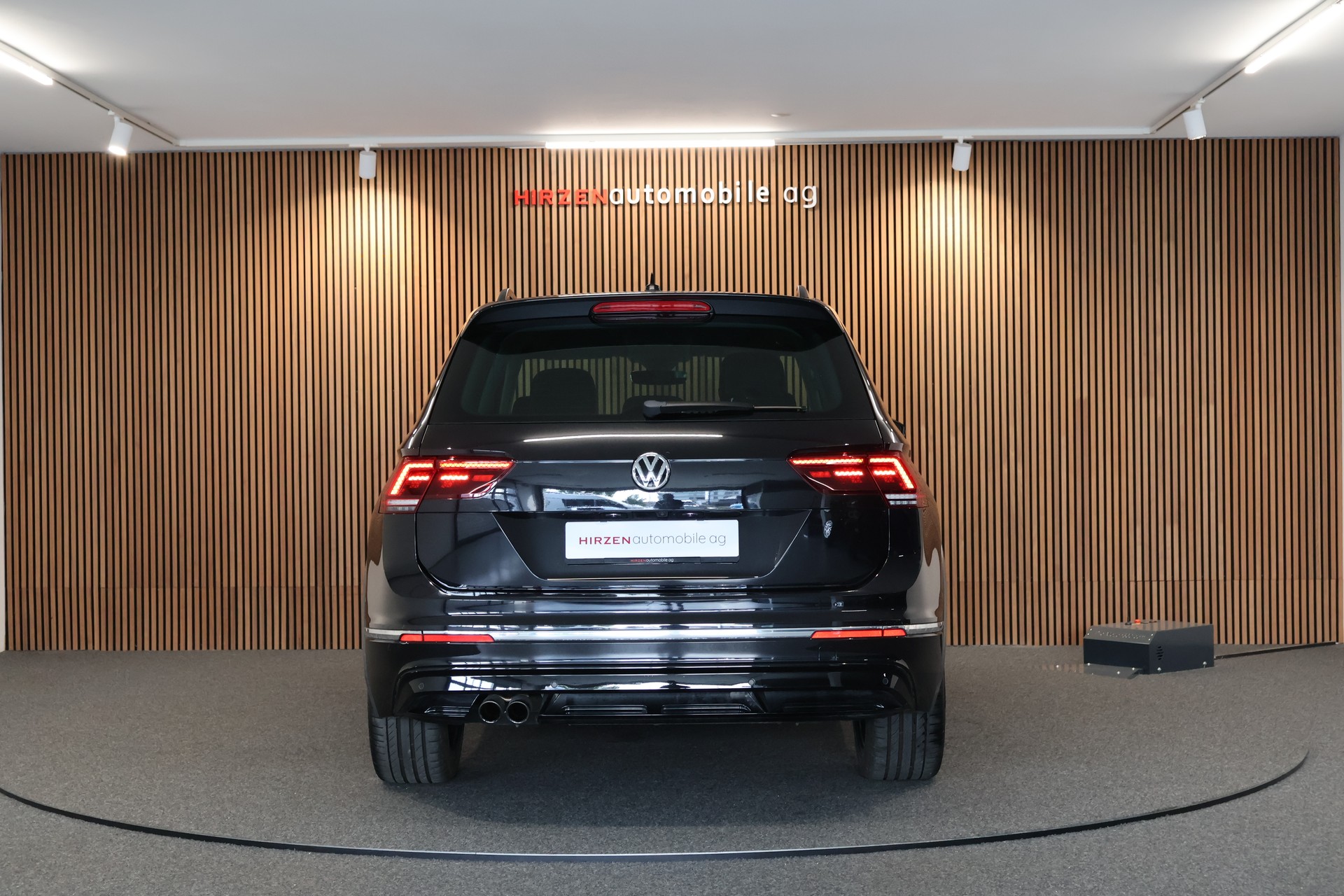 VW Tiguan 1.4TSI Comfortline 4Motion-image-3