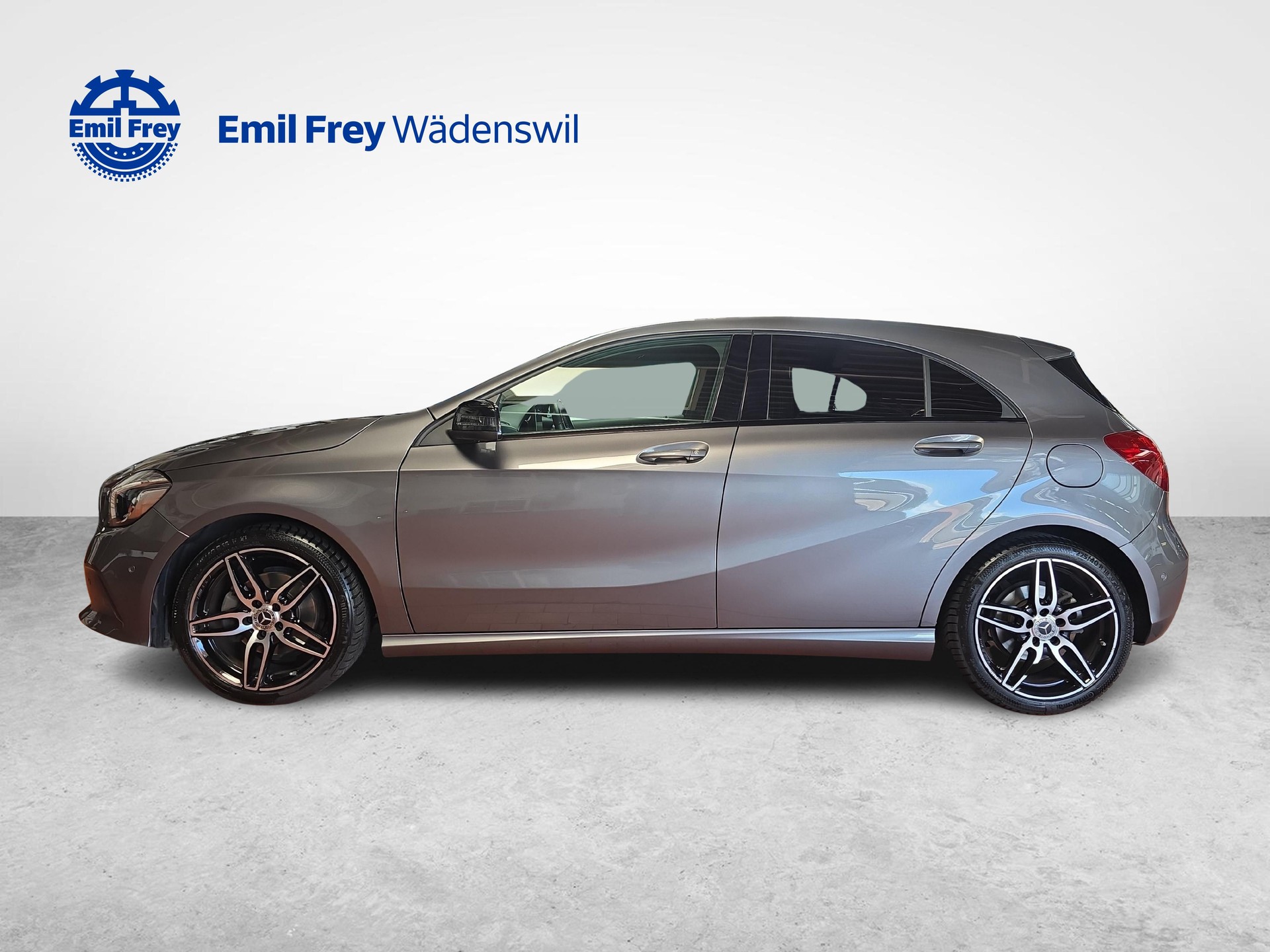 MERCEDES-BENZ A 200 Urban-image-1