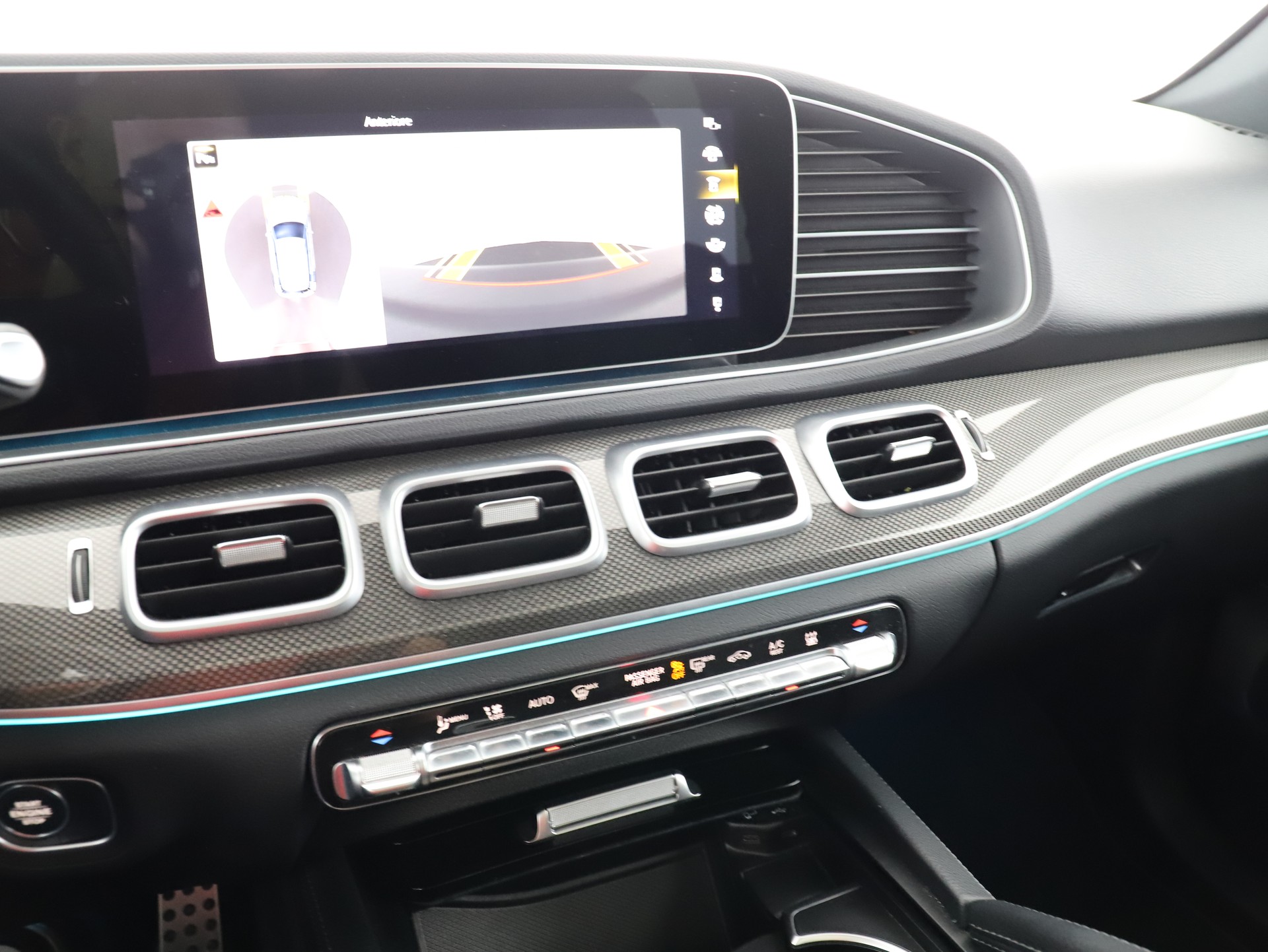 MERCEDES-BENZ GLE 350de AMG Line 4Matic-image-15
