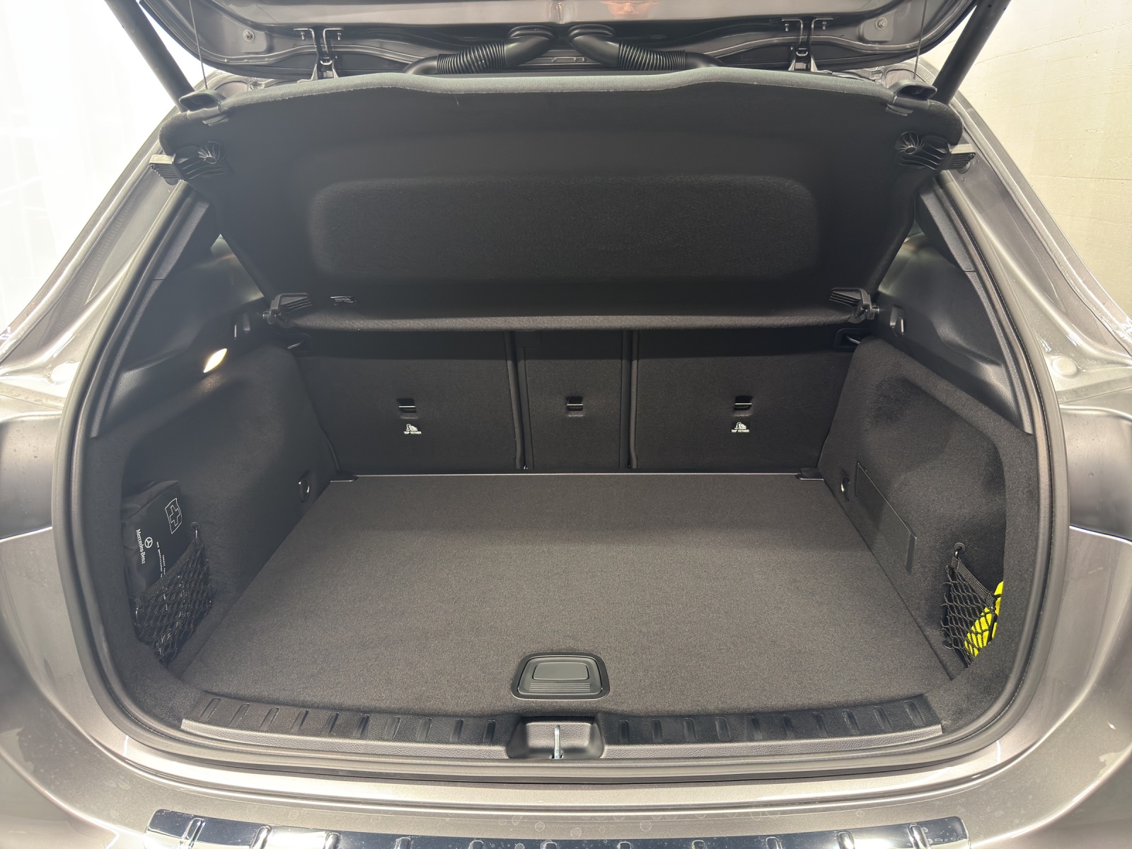MERCEDES-BENZ GLA 250 AMG Line 4Matic Swiss Star-image-10
