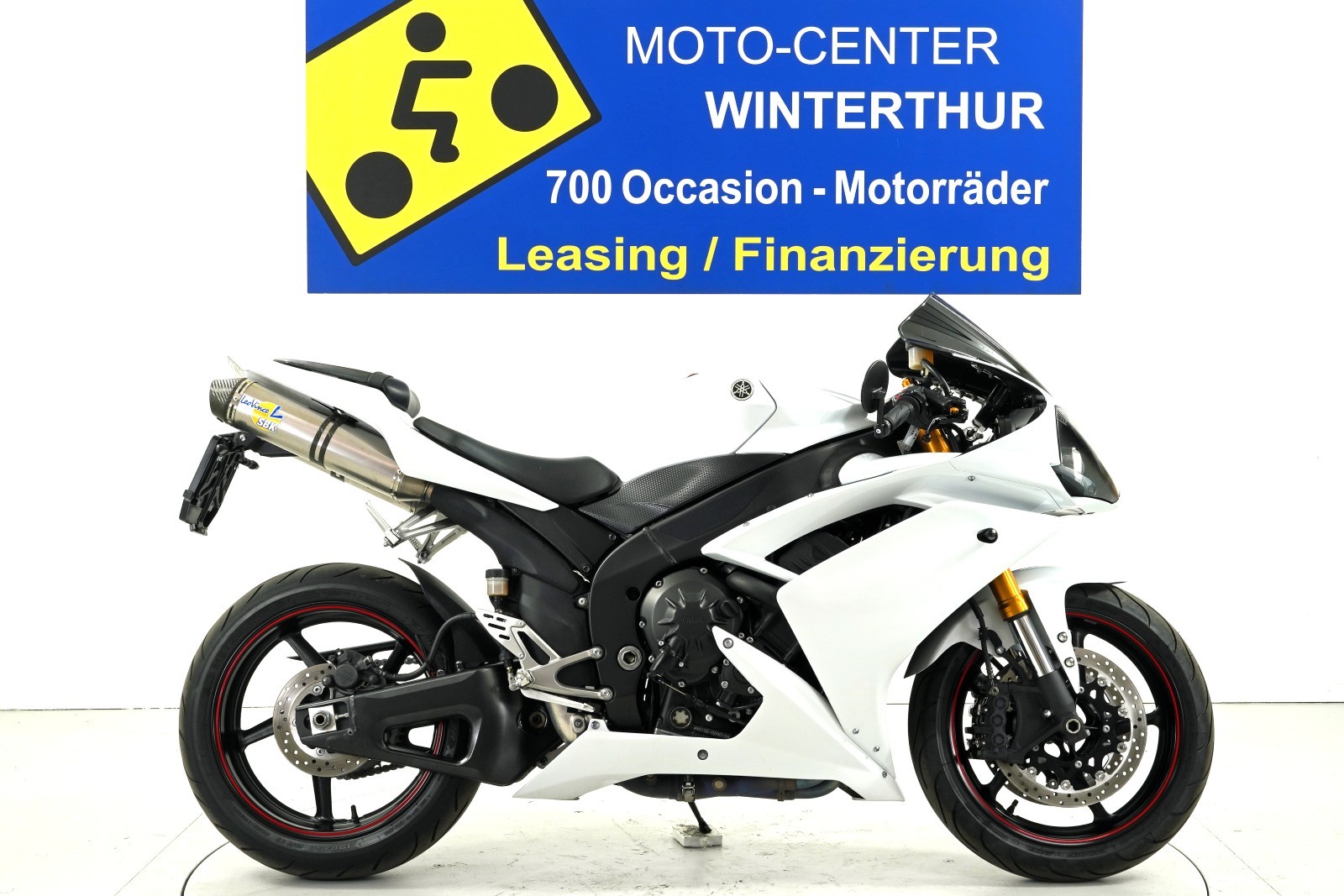 YAMAHA YZF-R1