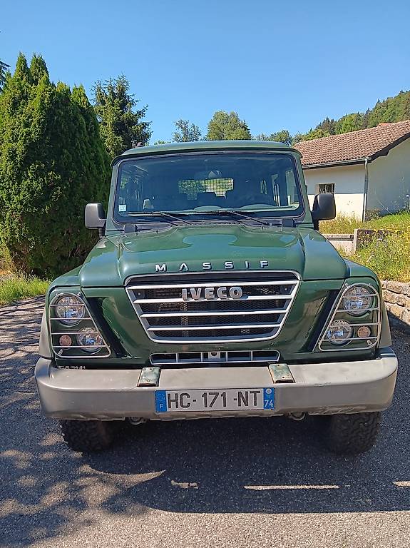 IVECO MASSIF-image-1