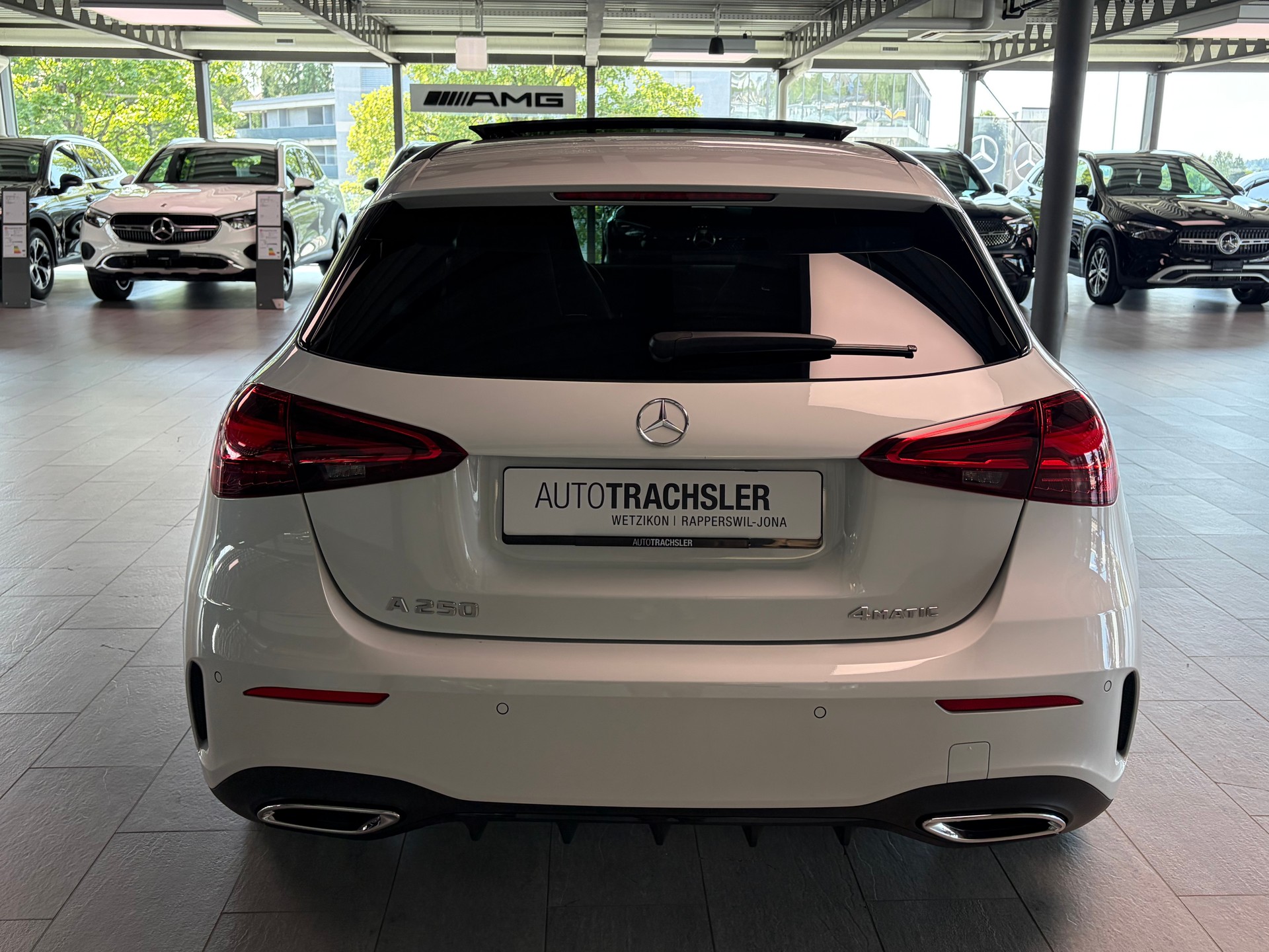MERCEDES-BENZ A 250 4Matic 8G-DCT-image-4