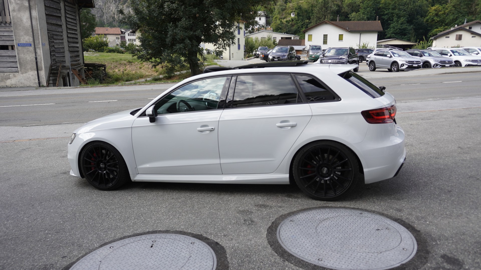 AUDI RS3 2.5 TSI quattro S-tronic-image-13