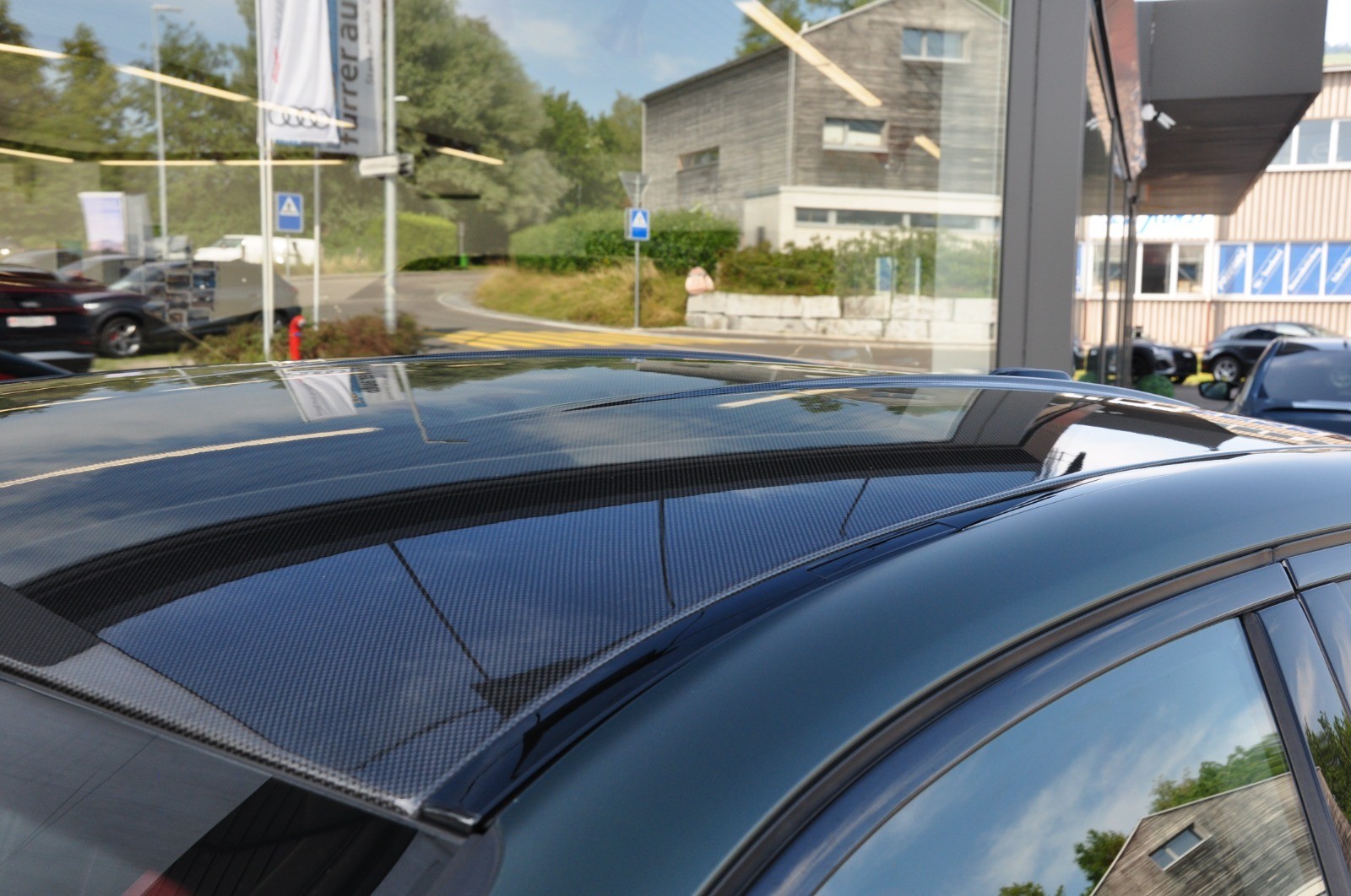 BMW M3 Competition M xDrive-image-13
