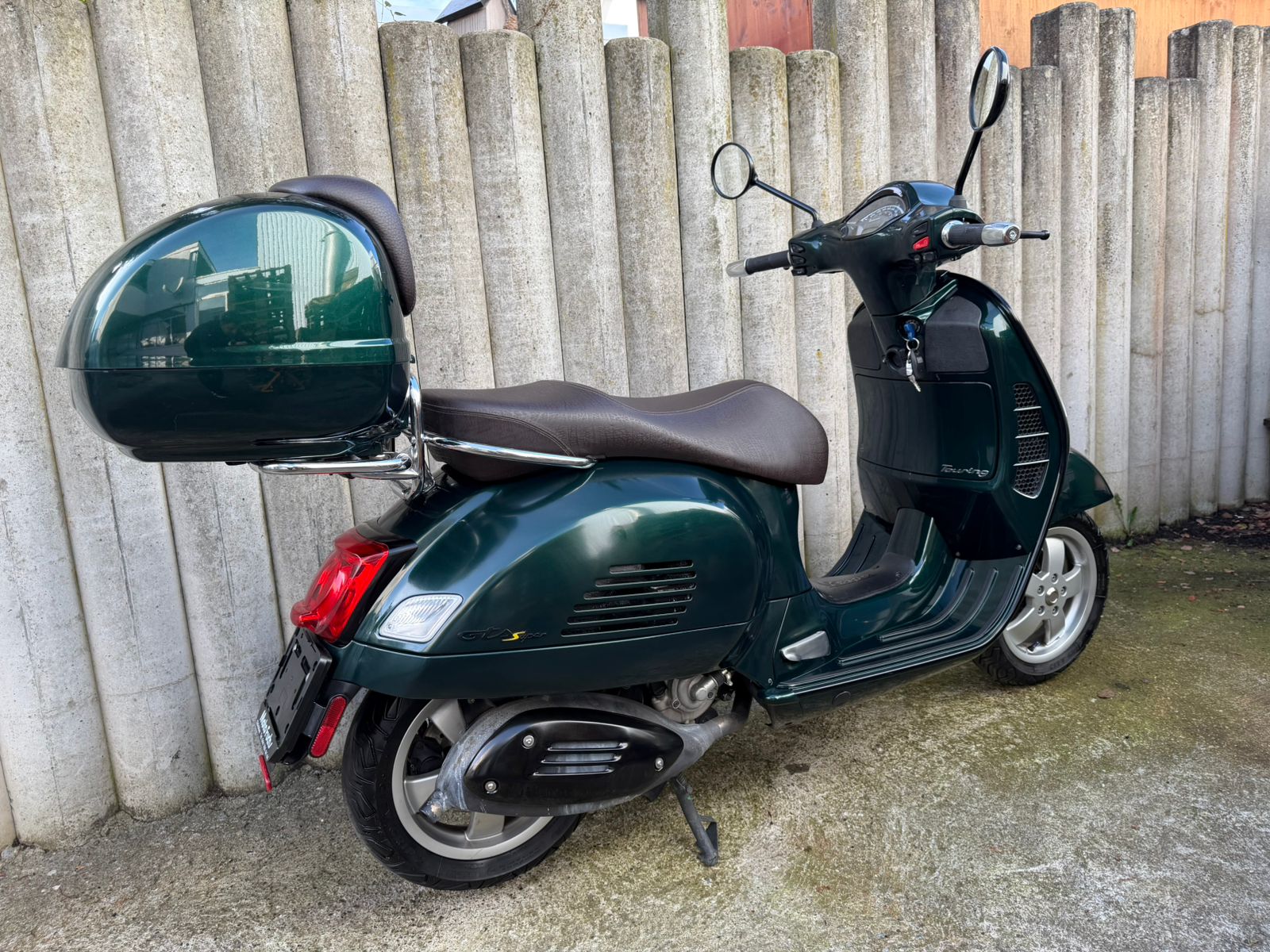 PIAGGIO Vespa GTS 300 HPE Yacht Club ABS/ASR-image-3