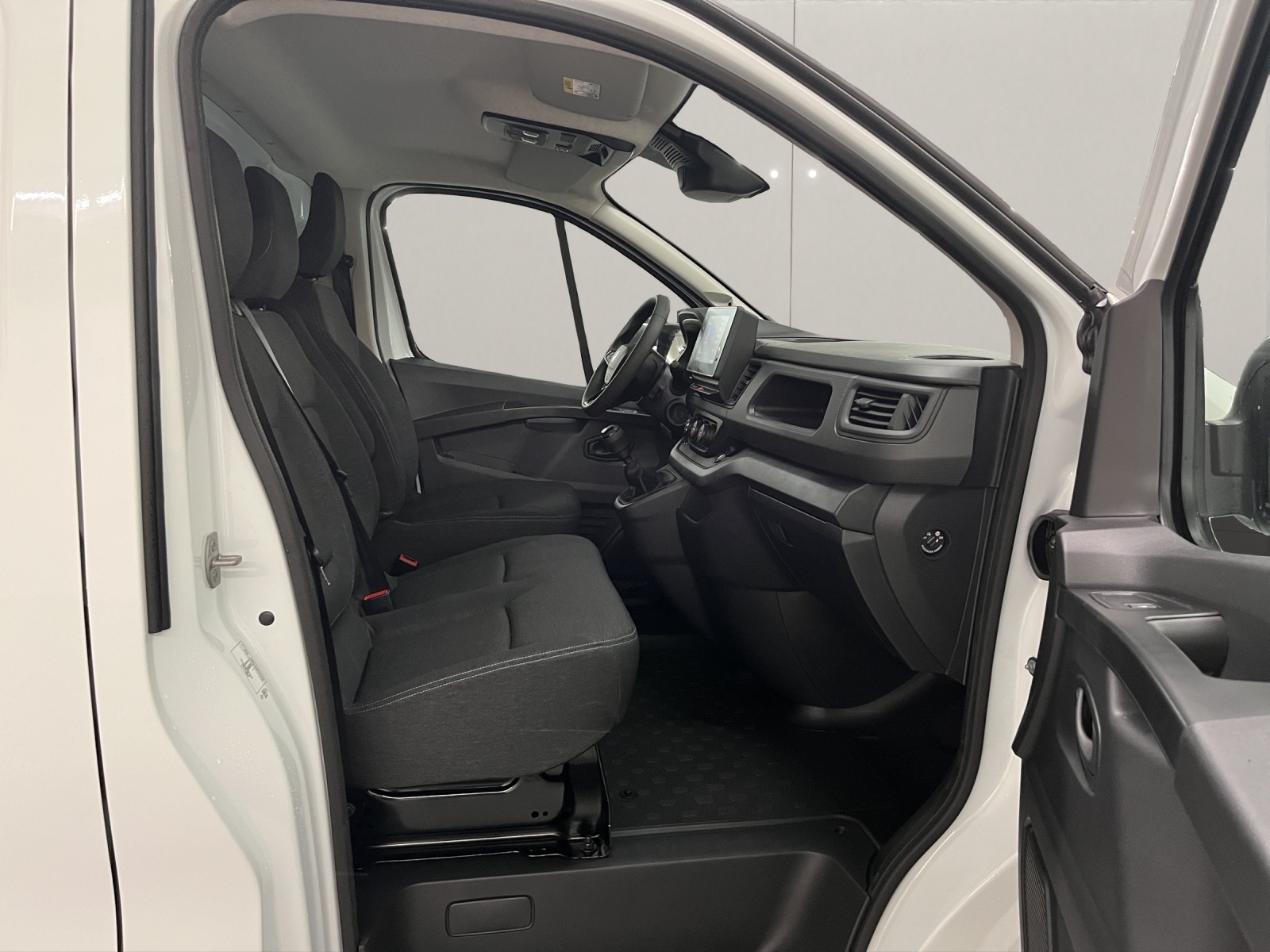 RENAULT Trafic Kaw. 2.8 t L1 H1 2.0 dCi Blue 110 Advance-image-12
