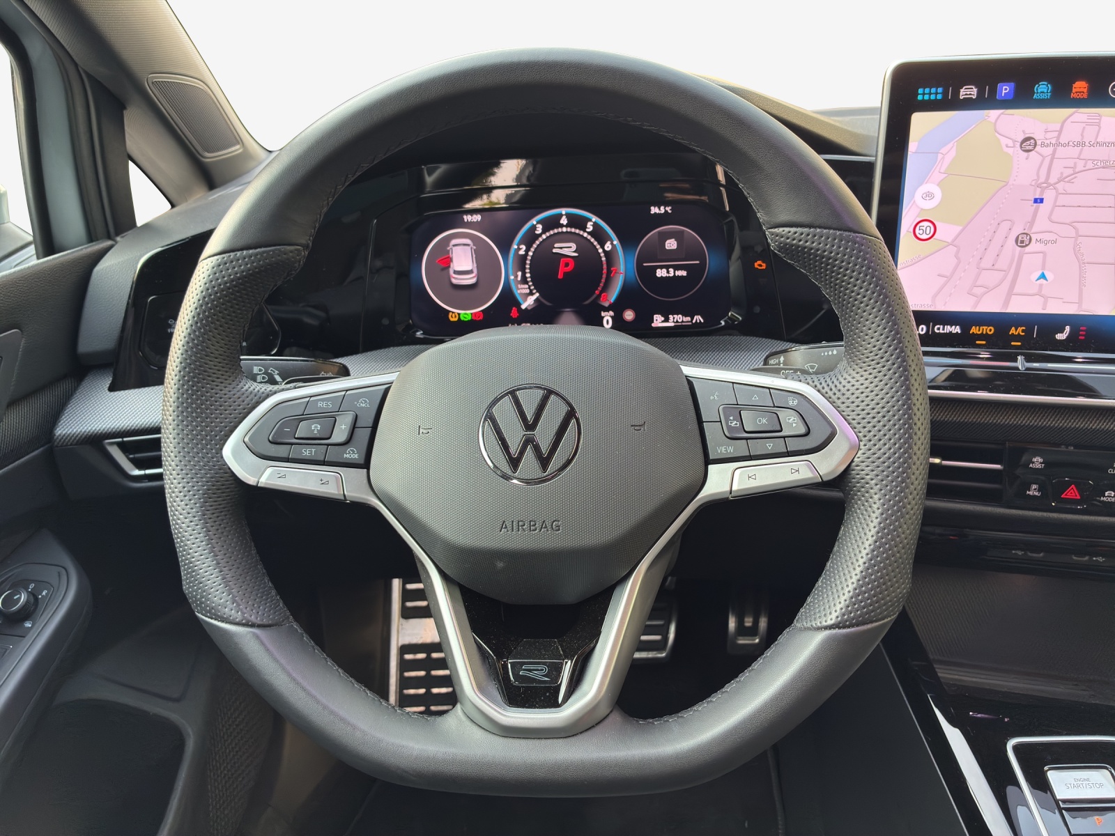 VW Golf 2.0 TSI R-Line DSG 4 Motion-image-8