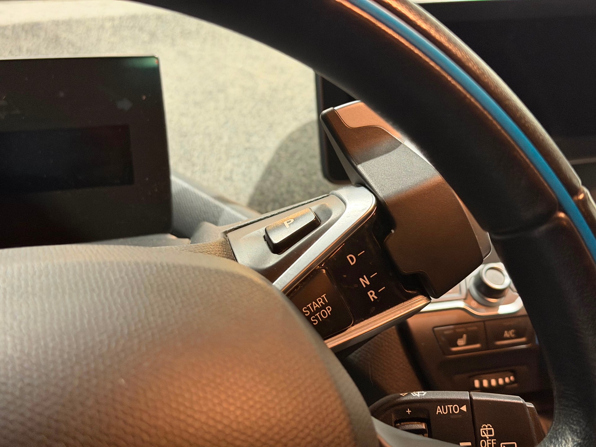 BMW i3s (120Ah)-image-7