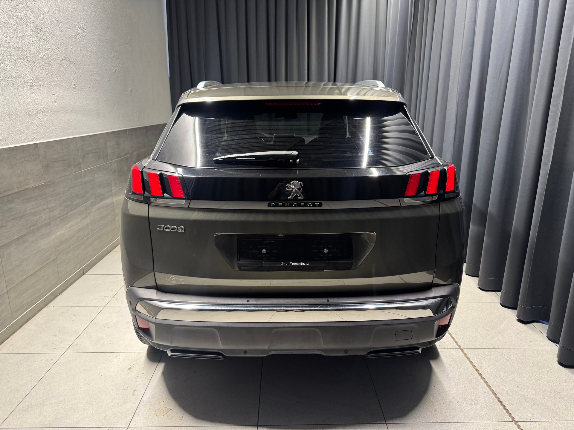 PEUGEOT 3008 1.6 THP GT Line EAT (11)(M)-image-4