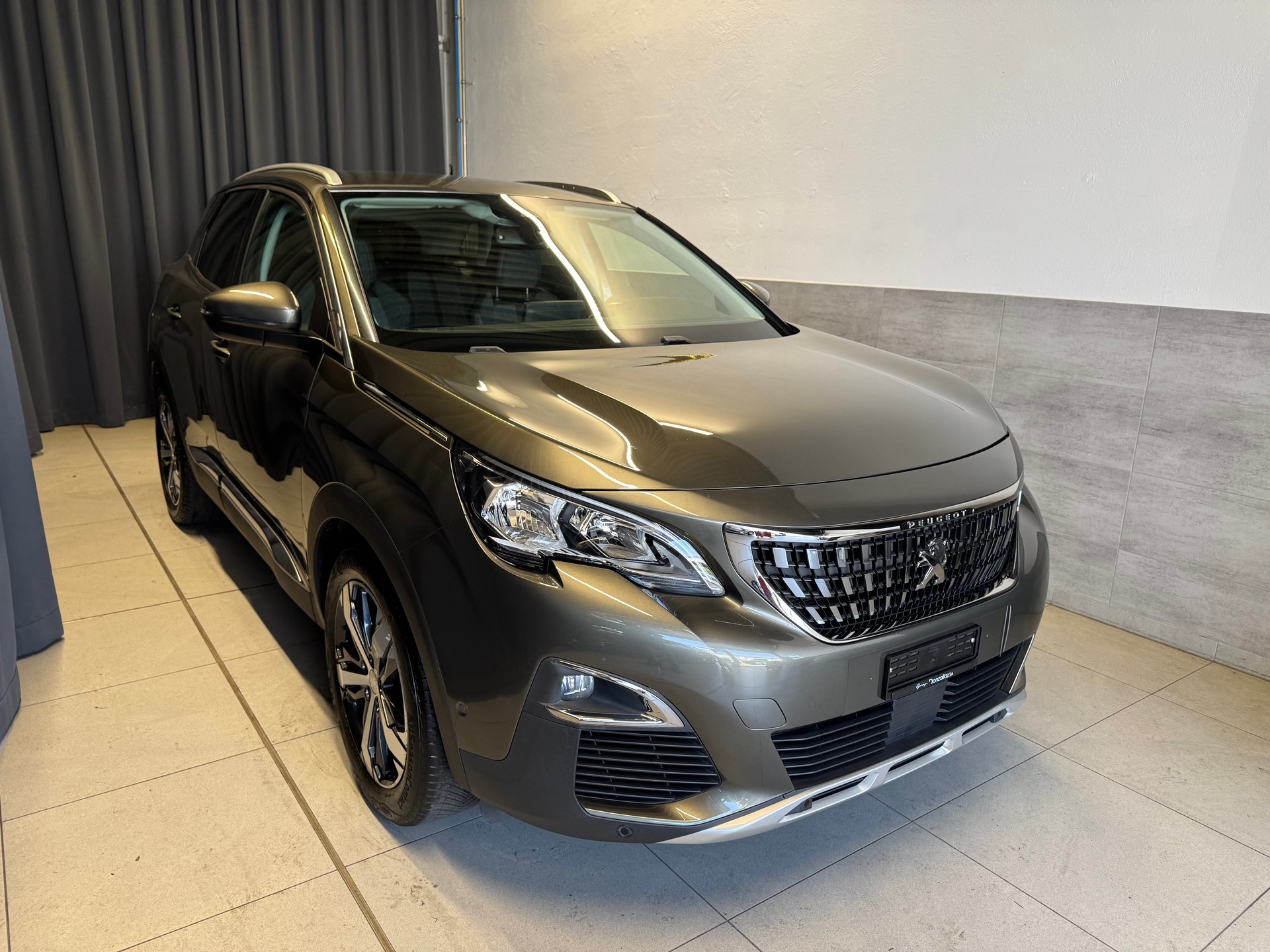 PEUGEOT 3008 1.6 THP GT Line EAT (11)(M)-image-0
