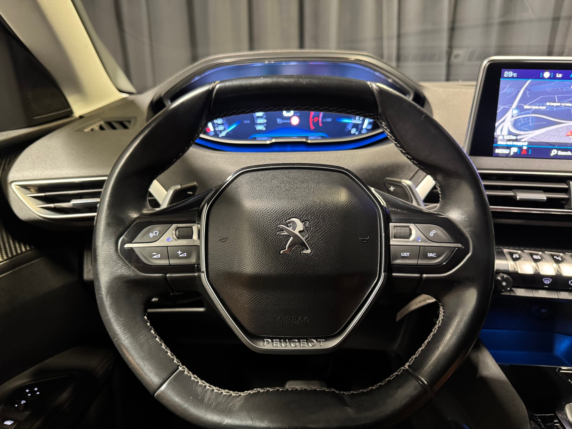 PEUGEOT 3008 1.6 THP GT Line EAT (11)(M)-image-9