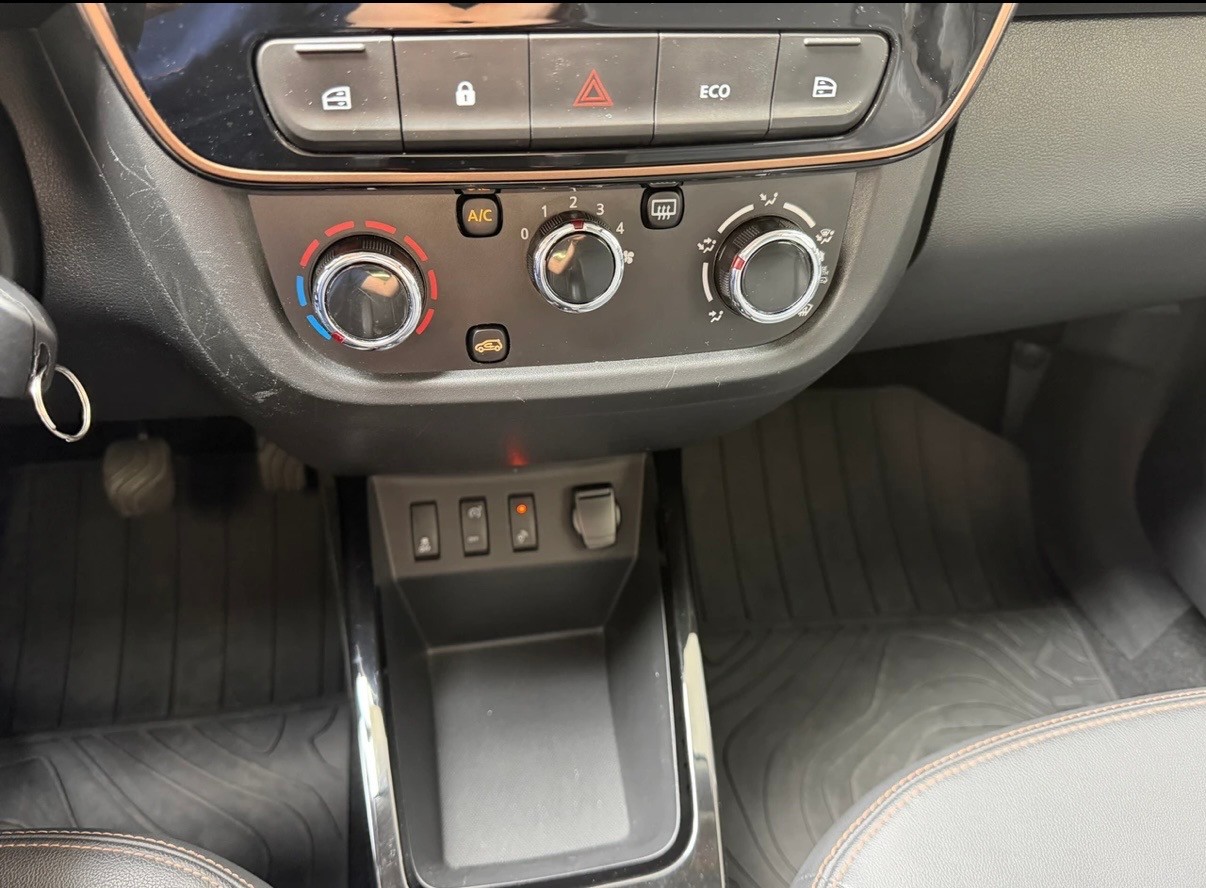 DACIA Spring 27 kWh Electric 65 Extreme-image-13
