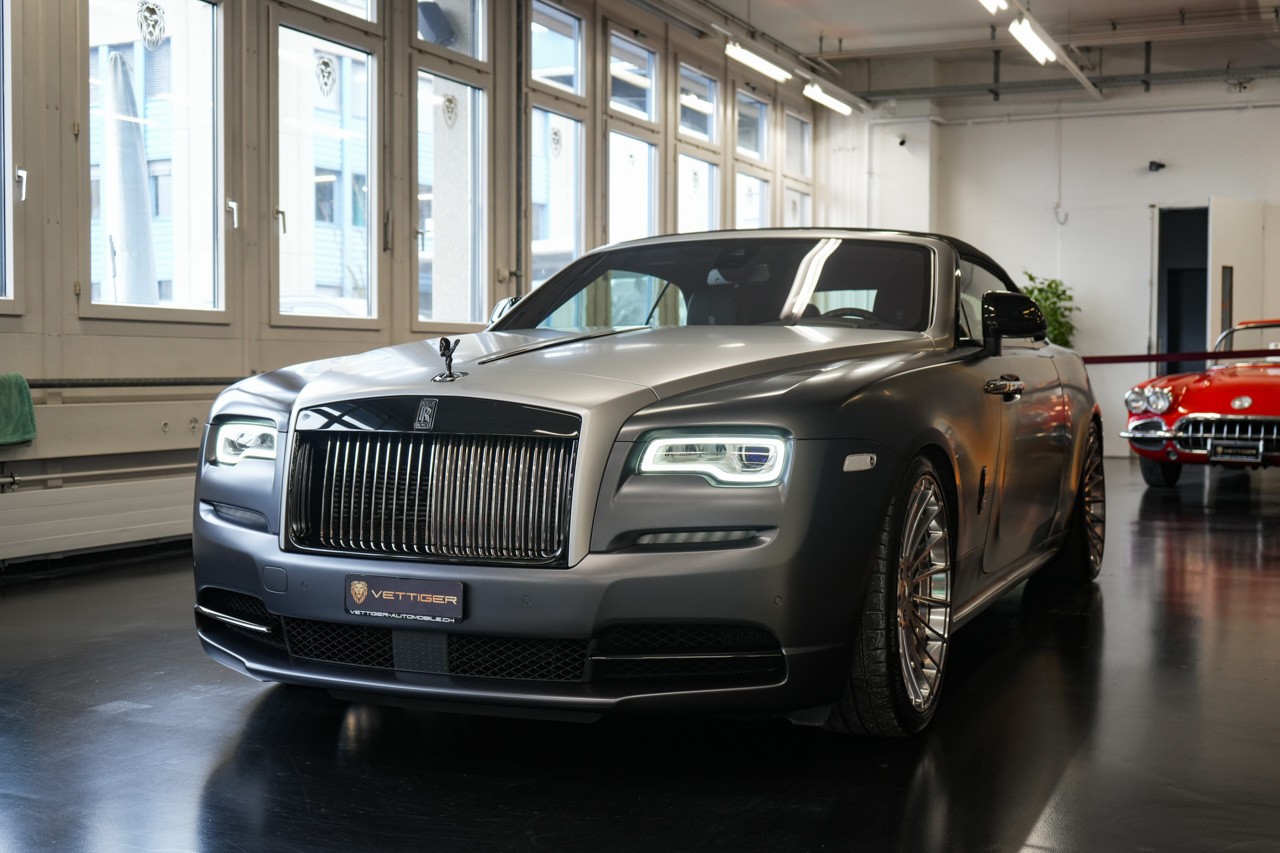 ROLLS-ROYCE Dawn 6.6 V12 Black Badge-image-3