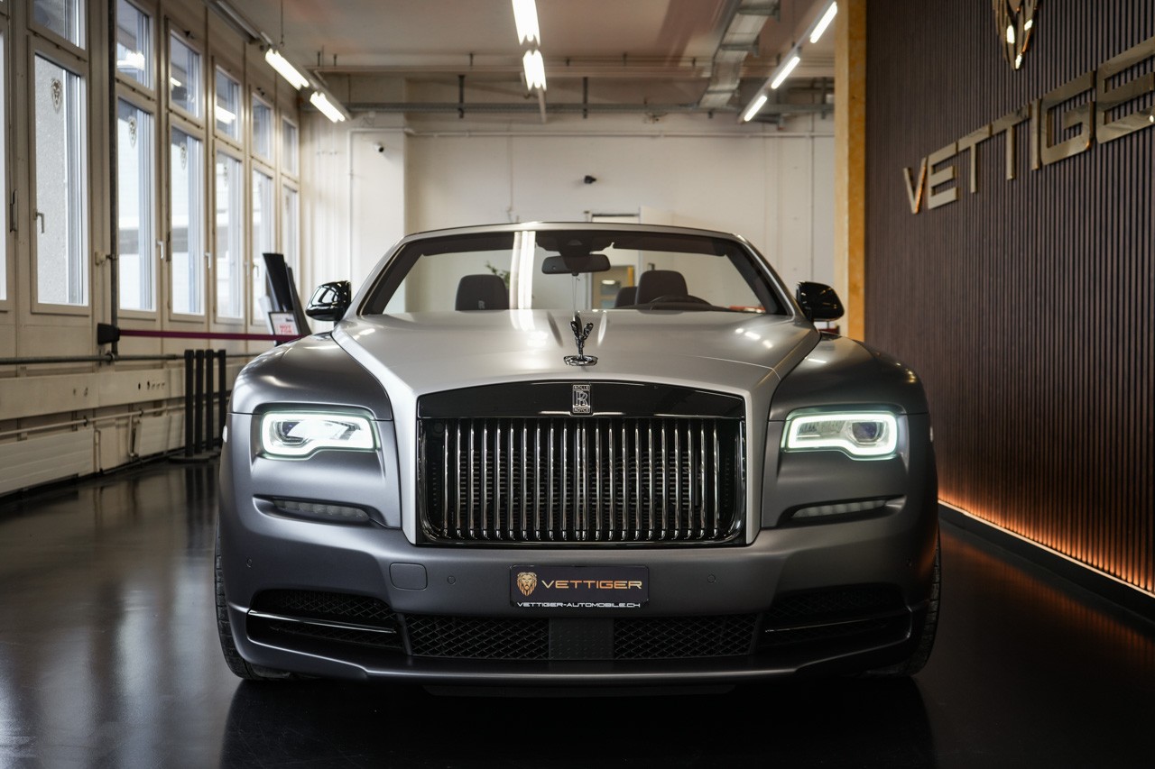 ROLLS-ROYCE Dawn 6.6 V12 Black Badge-image-2