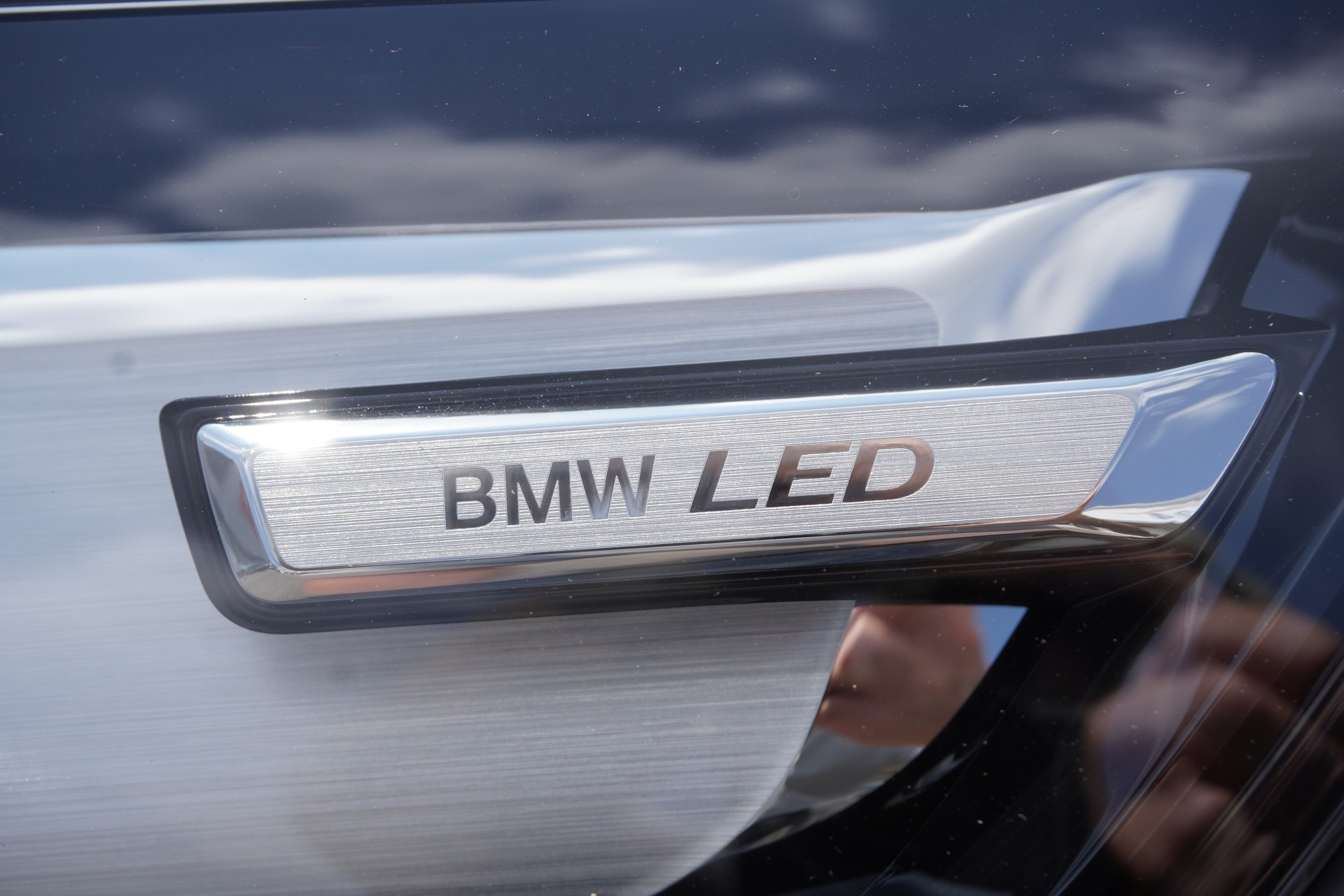 BMW iX1 xDrive 30 M Sport-image-9