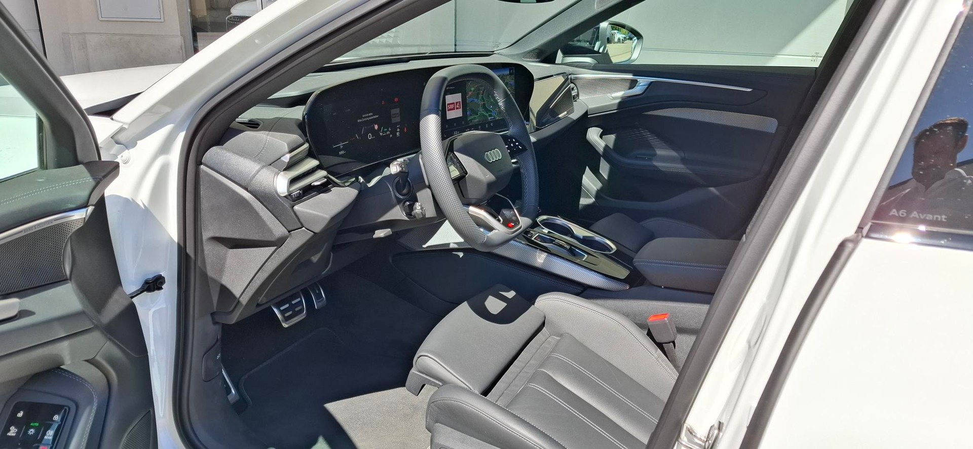 AUDI A6 Avant TDI quattro 150 kW S tronic-image-8