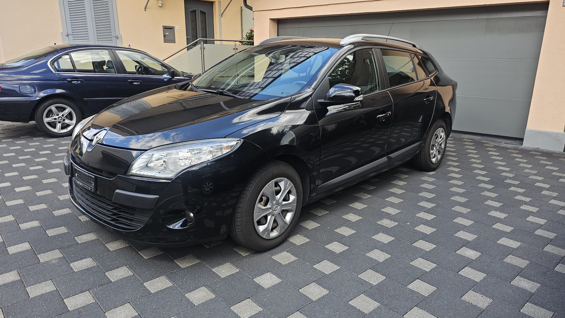 RENAULT 1.4 TCe Dynamique-image-0