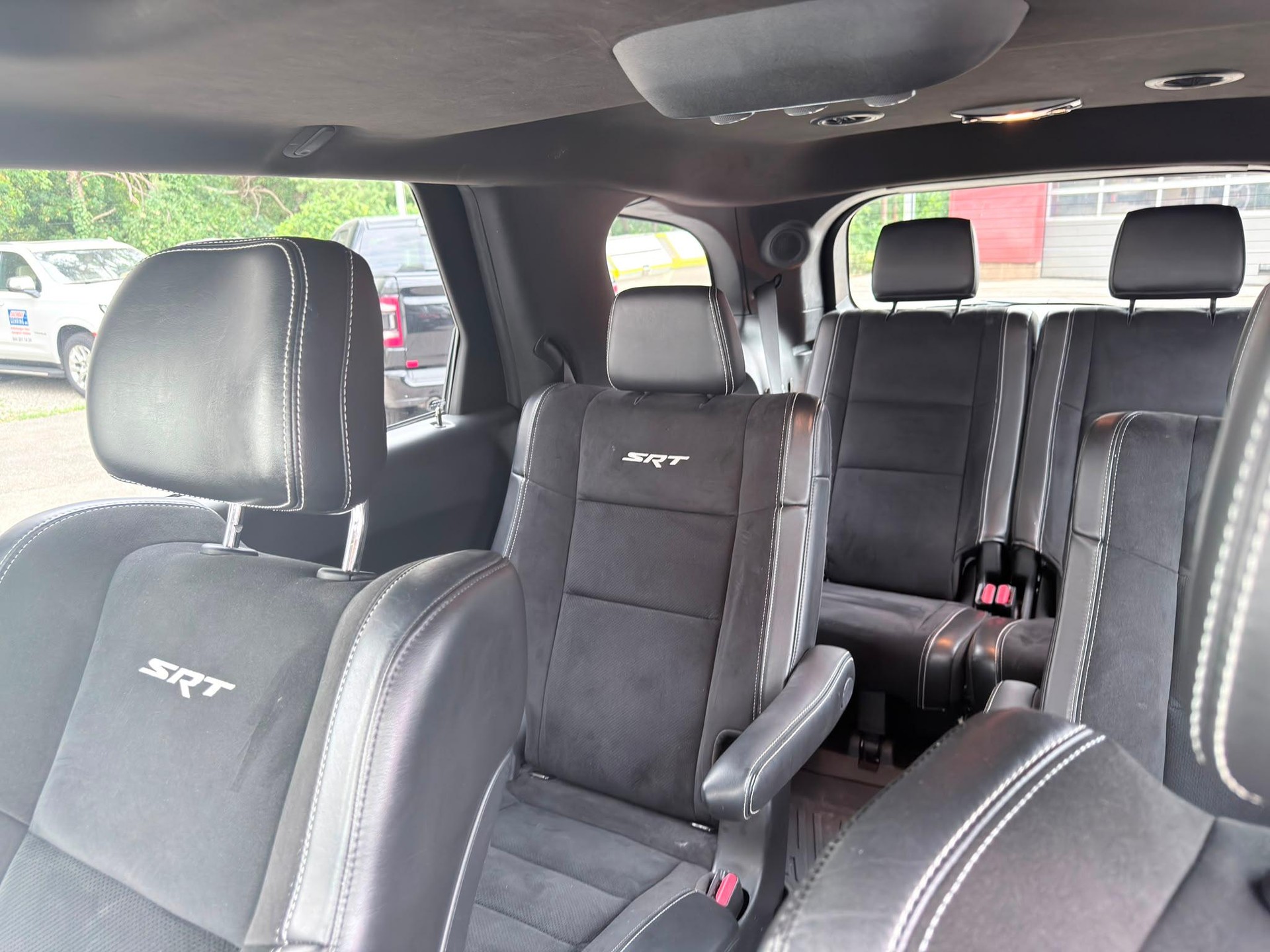 DODGE DURANGO SRT 392 AWD-image-10