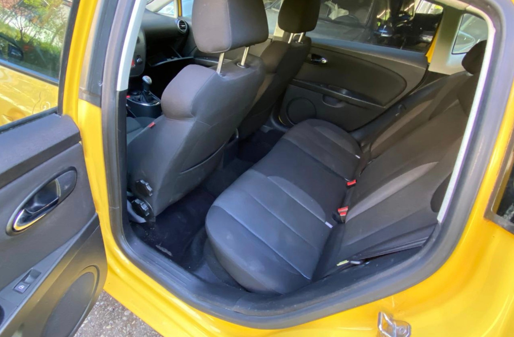 SEAT Leon 2.0 TDI FR-image-10