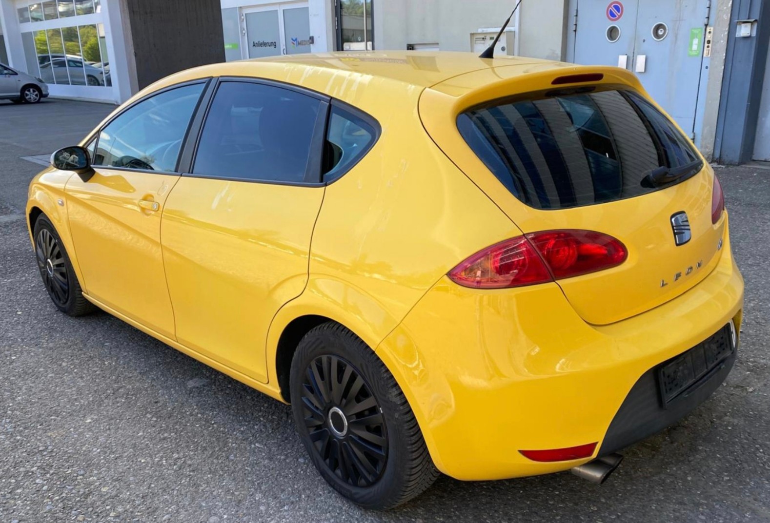 SEAT Leon 2.0 TDI FR-image-4