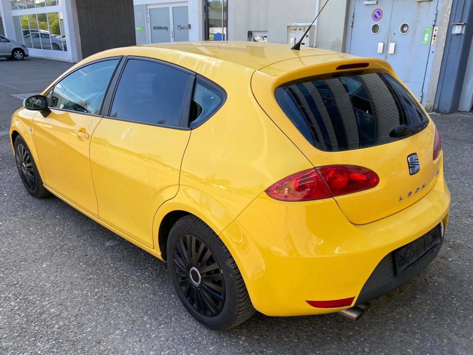 SEAT Leon 2.0 TDI FR-image-3