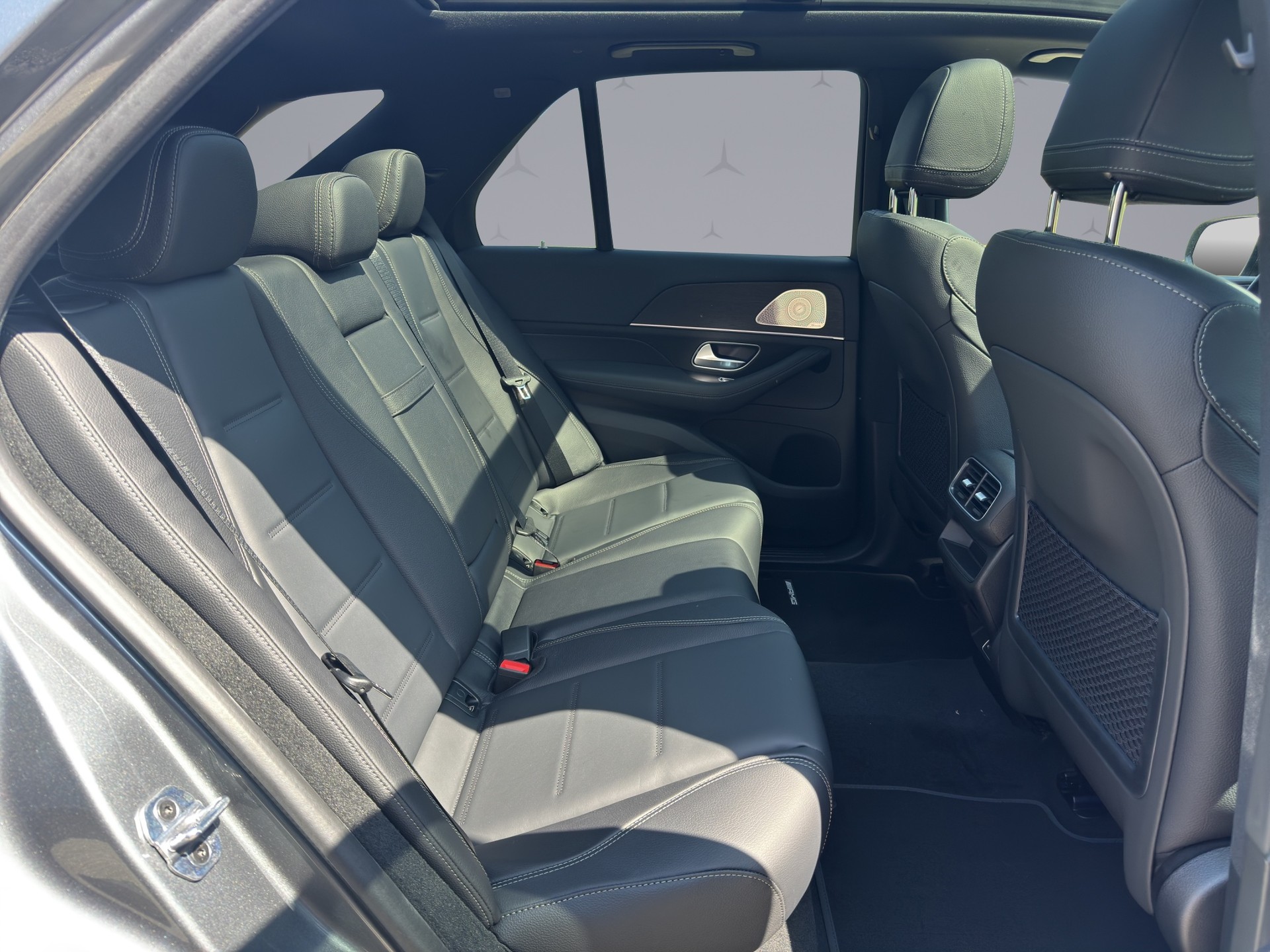 MERCEDES-BENZ GLE 350 de EQ Star AMG Line 4matic-image-22
