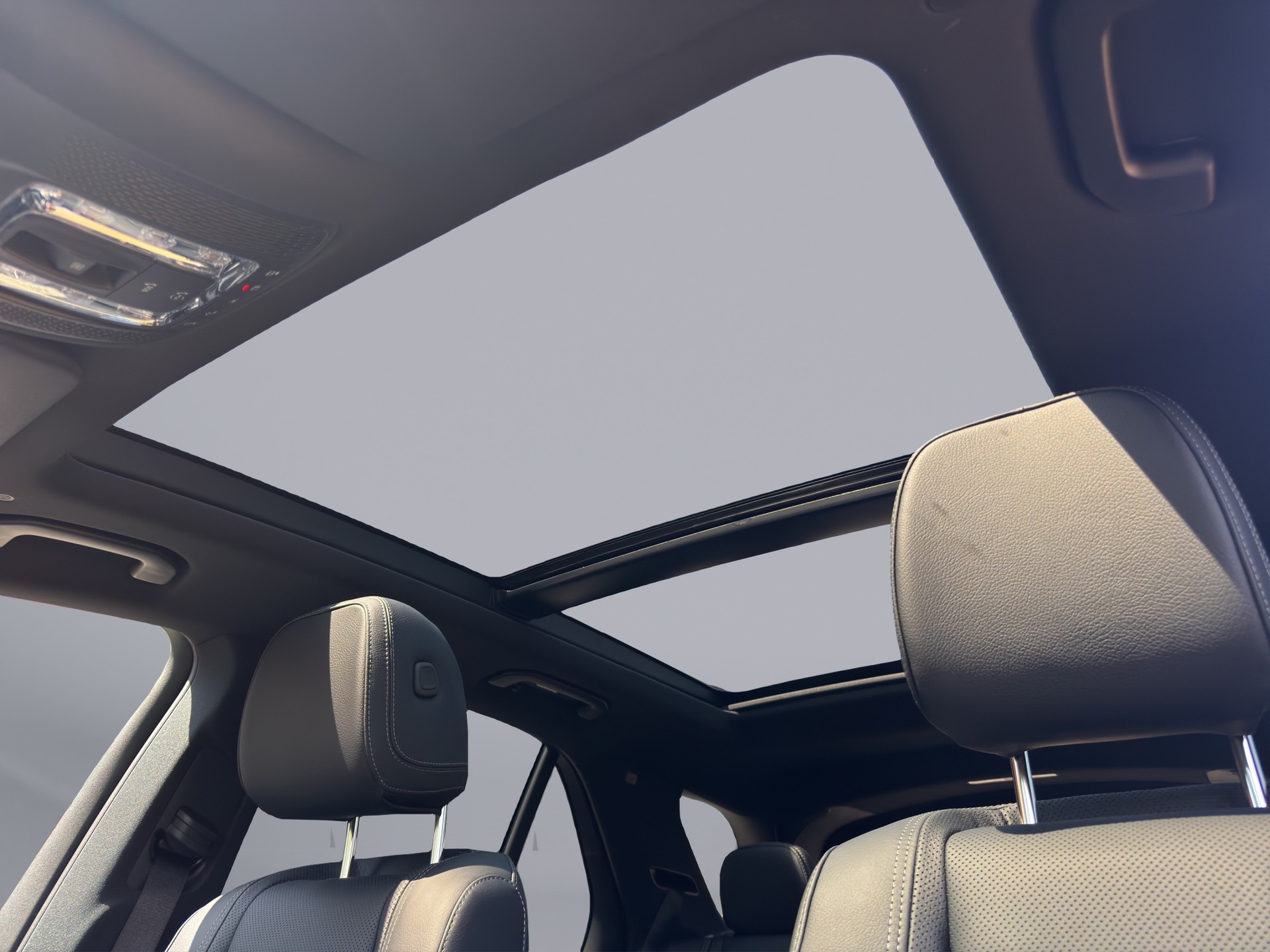 MERCEDES-BENZ GLE 350 de EQ Star AMG Line 4matic-image-19