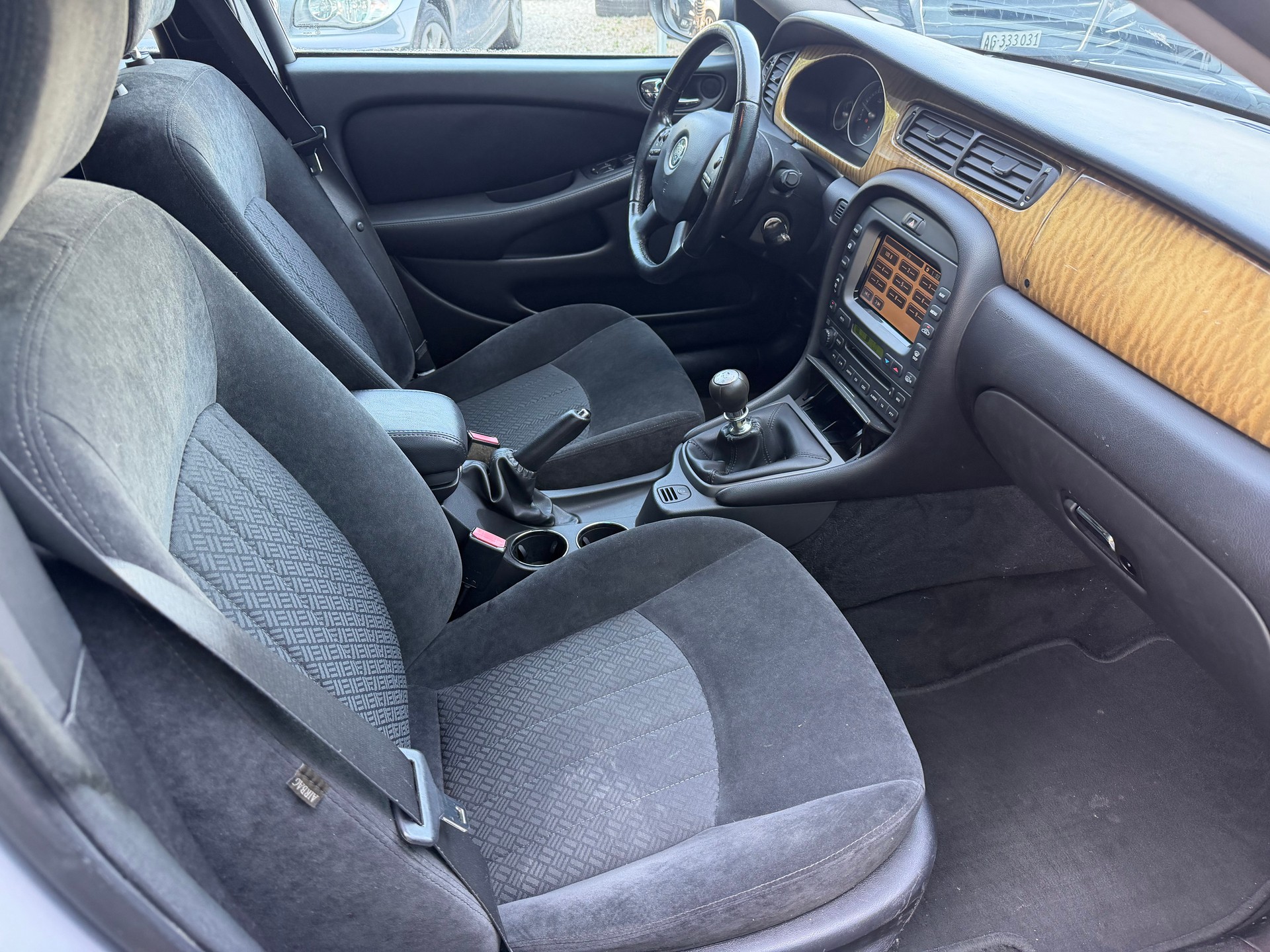 JAGUAR X-Type Estate 2.0D Classic-image-9