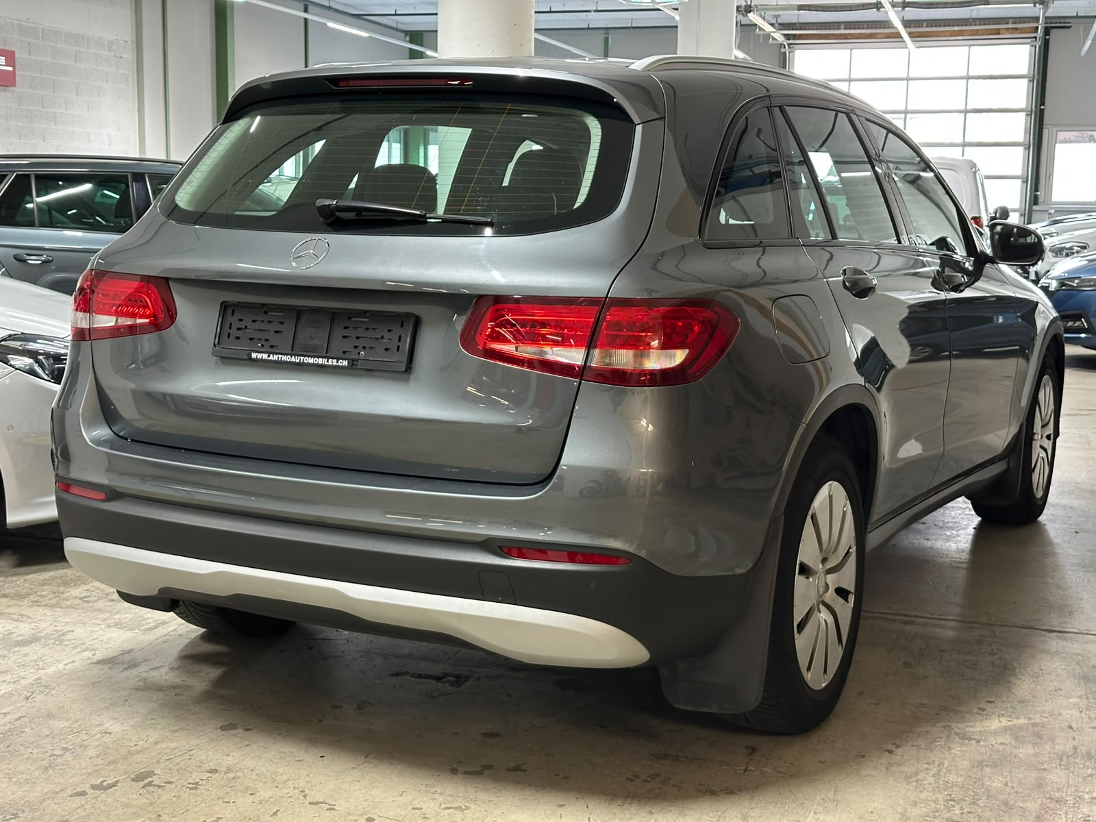 MERCEDES-BENZ GLC 250 4Matic 9G-Tronic-image-4