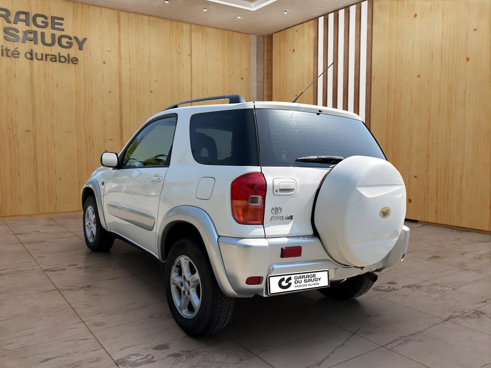 TOYOTA RAV4 2.0i-16V Linea Sol-image-3