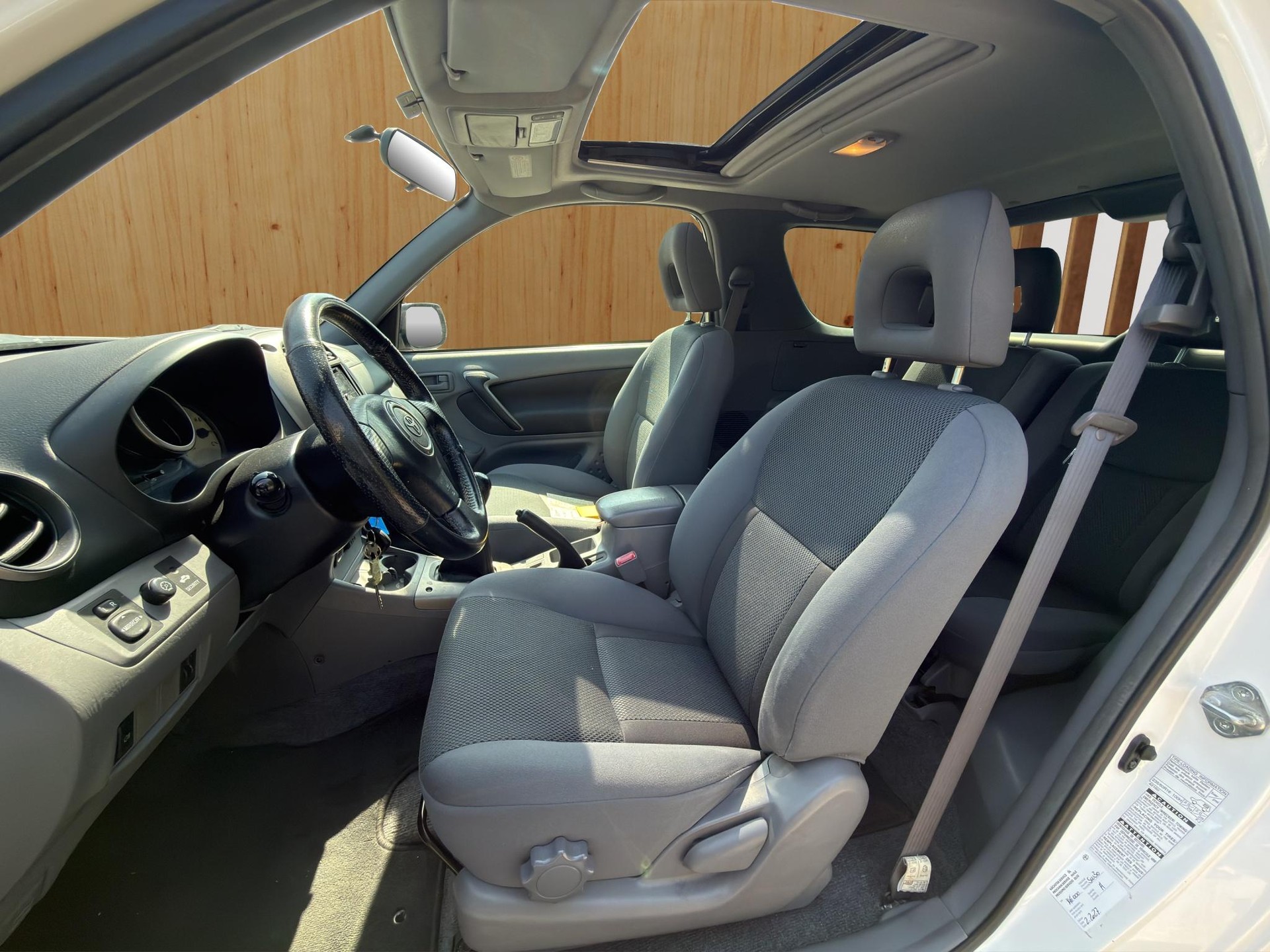 TOYOTA RAV4 2.0i-16V Linea Sol-image-9