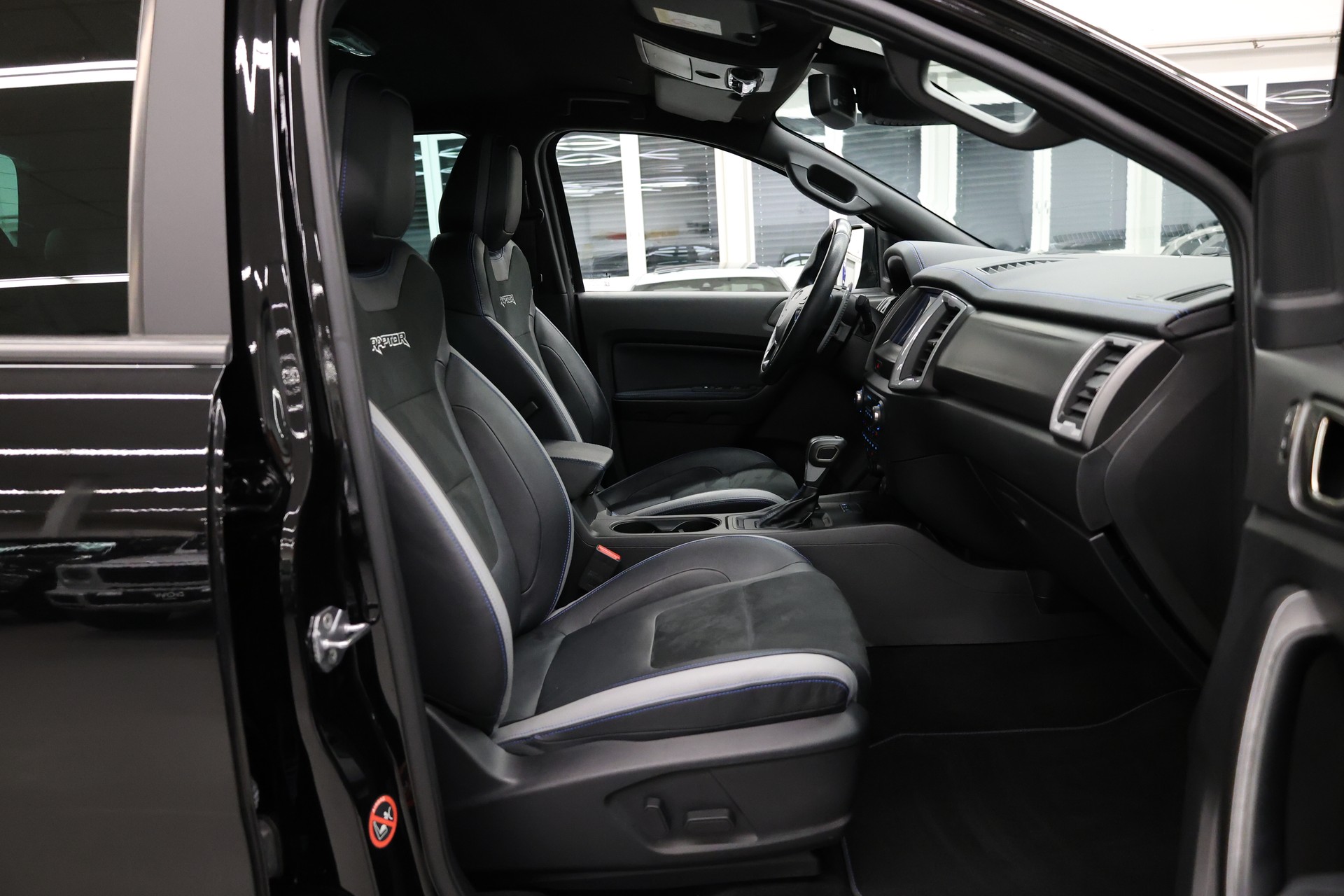 FORD Ranger DKab.Pick-up 2.0 EcoBlue 4x4 Raptor-image-18