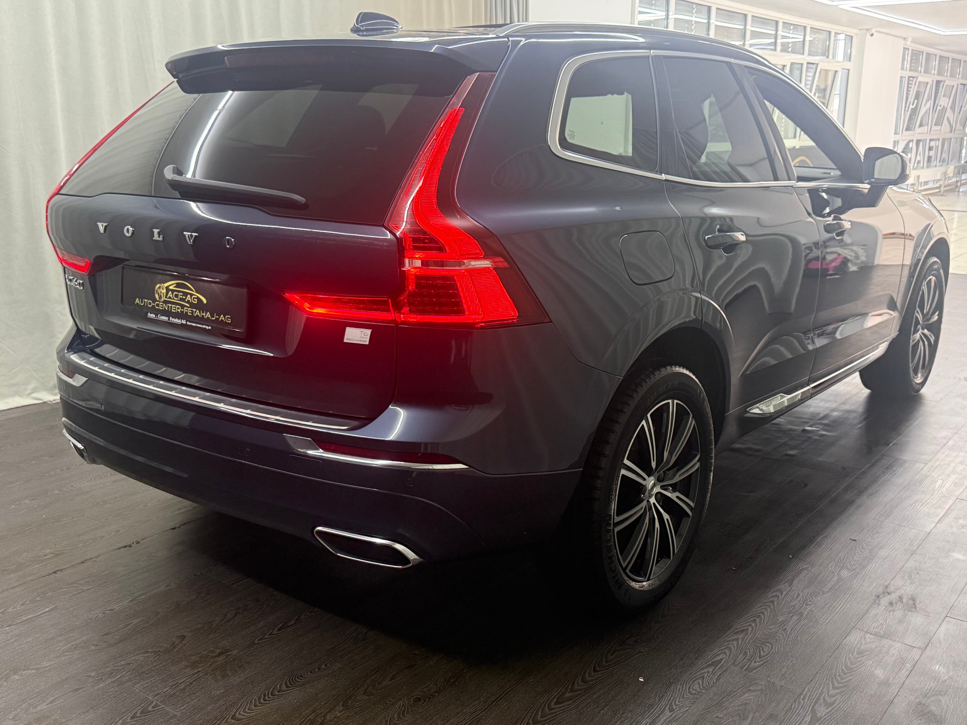 VOLVO XC60 T6 eAWD Inscription Expression Geartronic-image-3