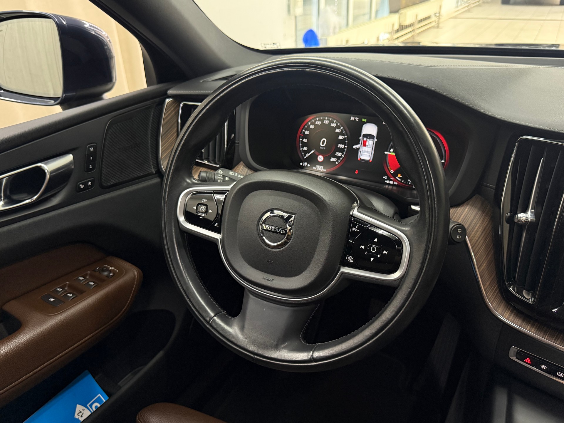 VOLVO XC60 T6 eAWD Inscription Expression Geartronic-image-11