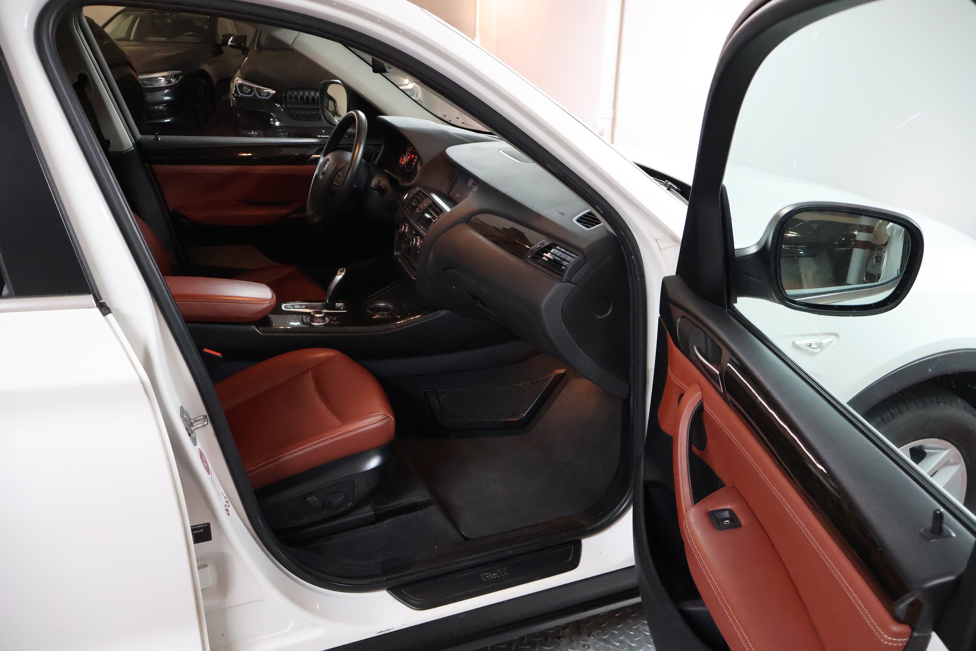 BMW X3 xDrive 30d Steptronic X LINE-image-15